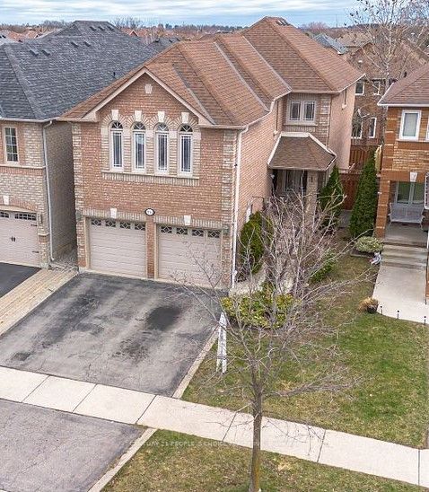 3744 Althorpe Circle, Mississauga, ON L5N 7G4