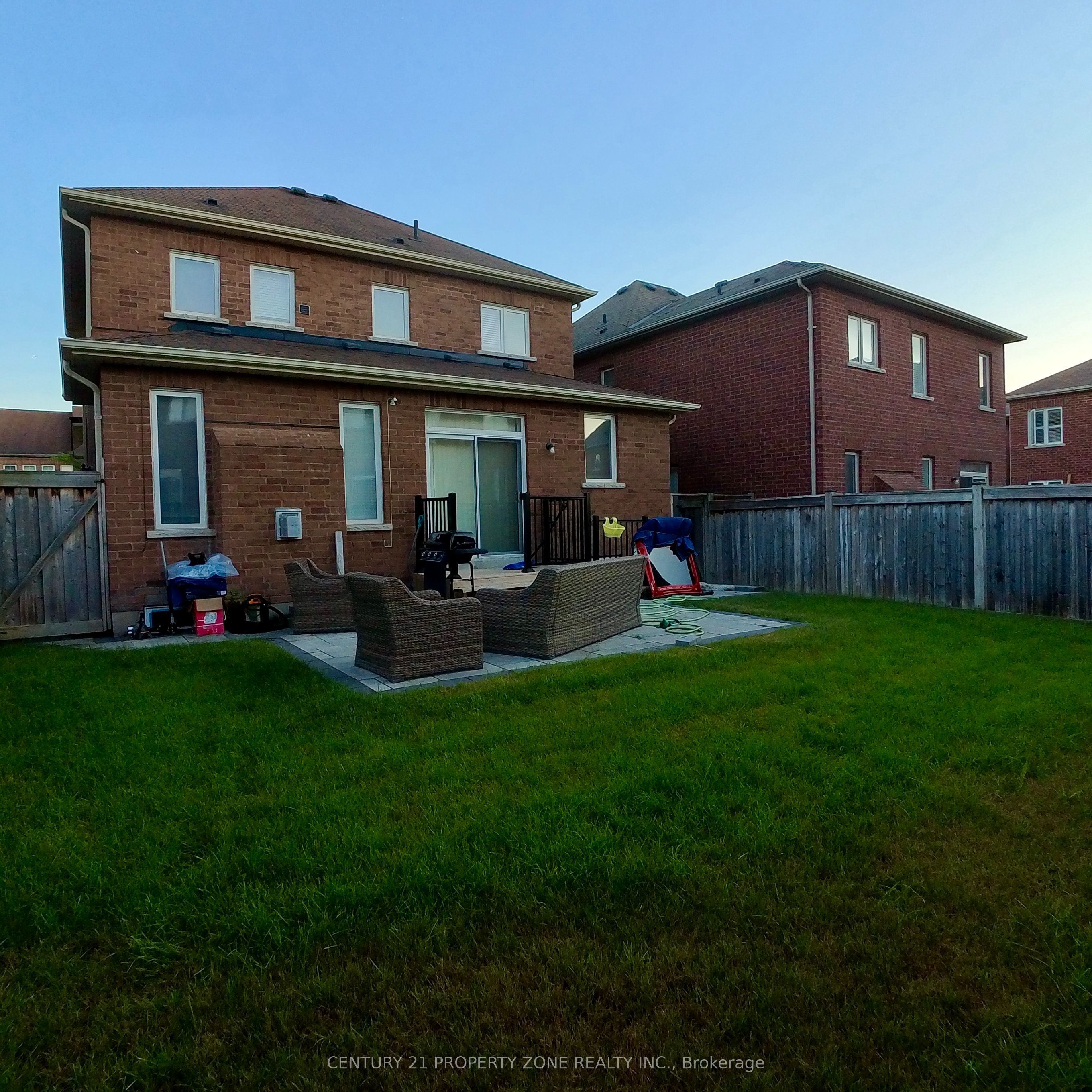 5 Bryony Road, Brampton, ON L7A 0W3 photo 3