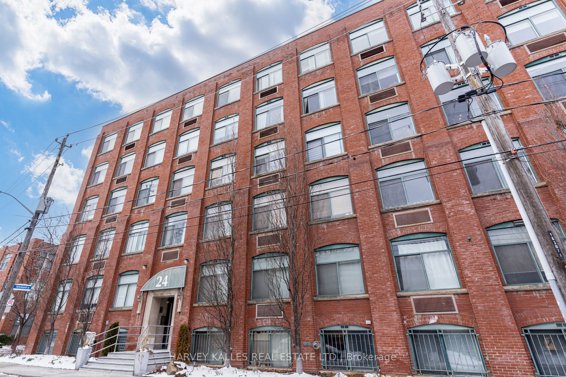 24 Noble Street 304, Toronto, ON M6K 2C8 photo 4