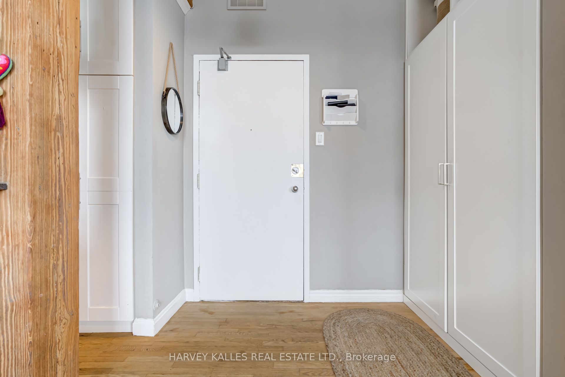 24 Noble Street 304, Toronto, ON M6K 2C8 photo 5