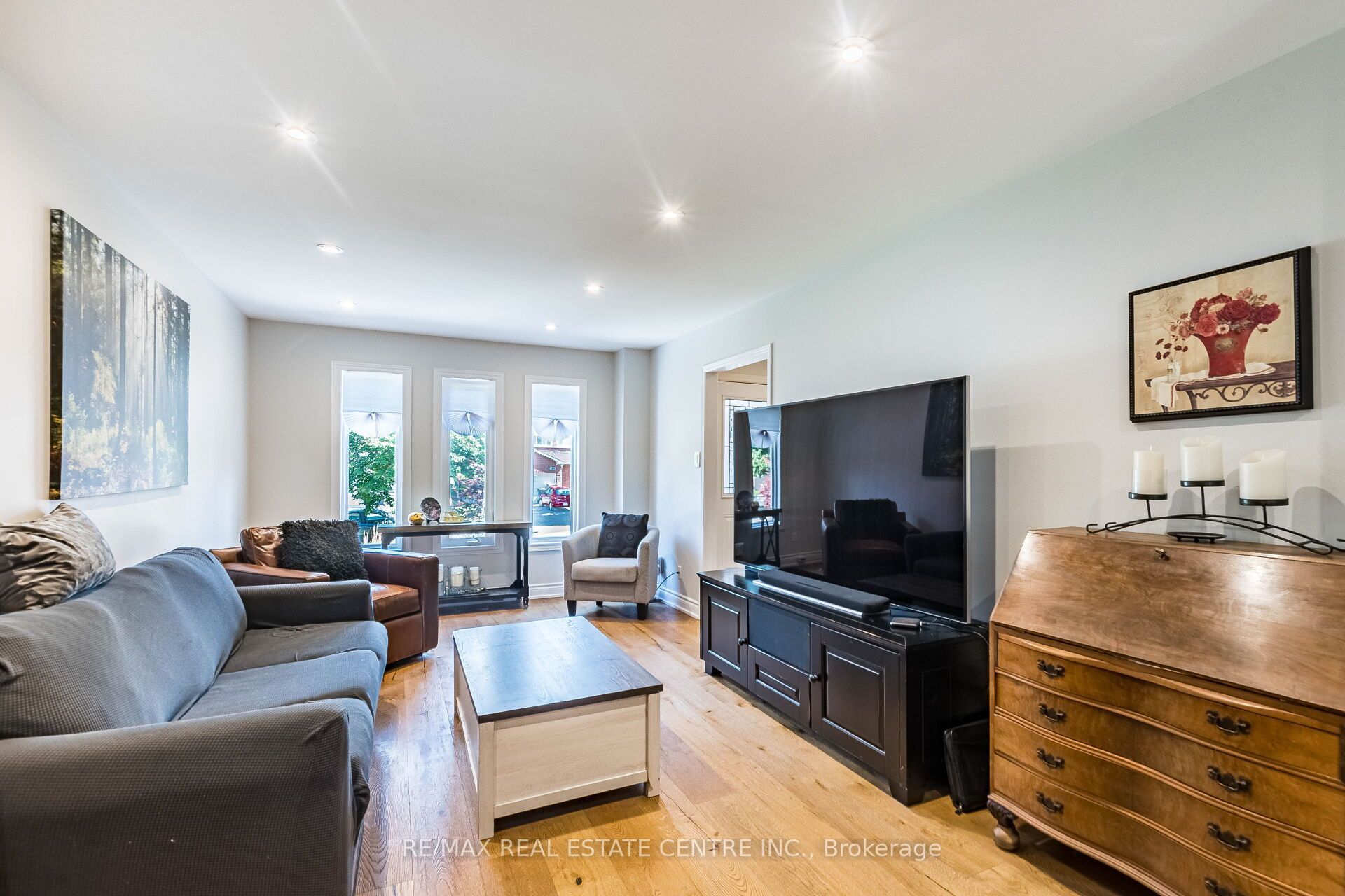 1571 Meadowfield Crescent, Mississauga, ON L5M 4T4 photo 4