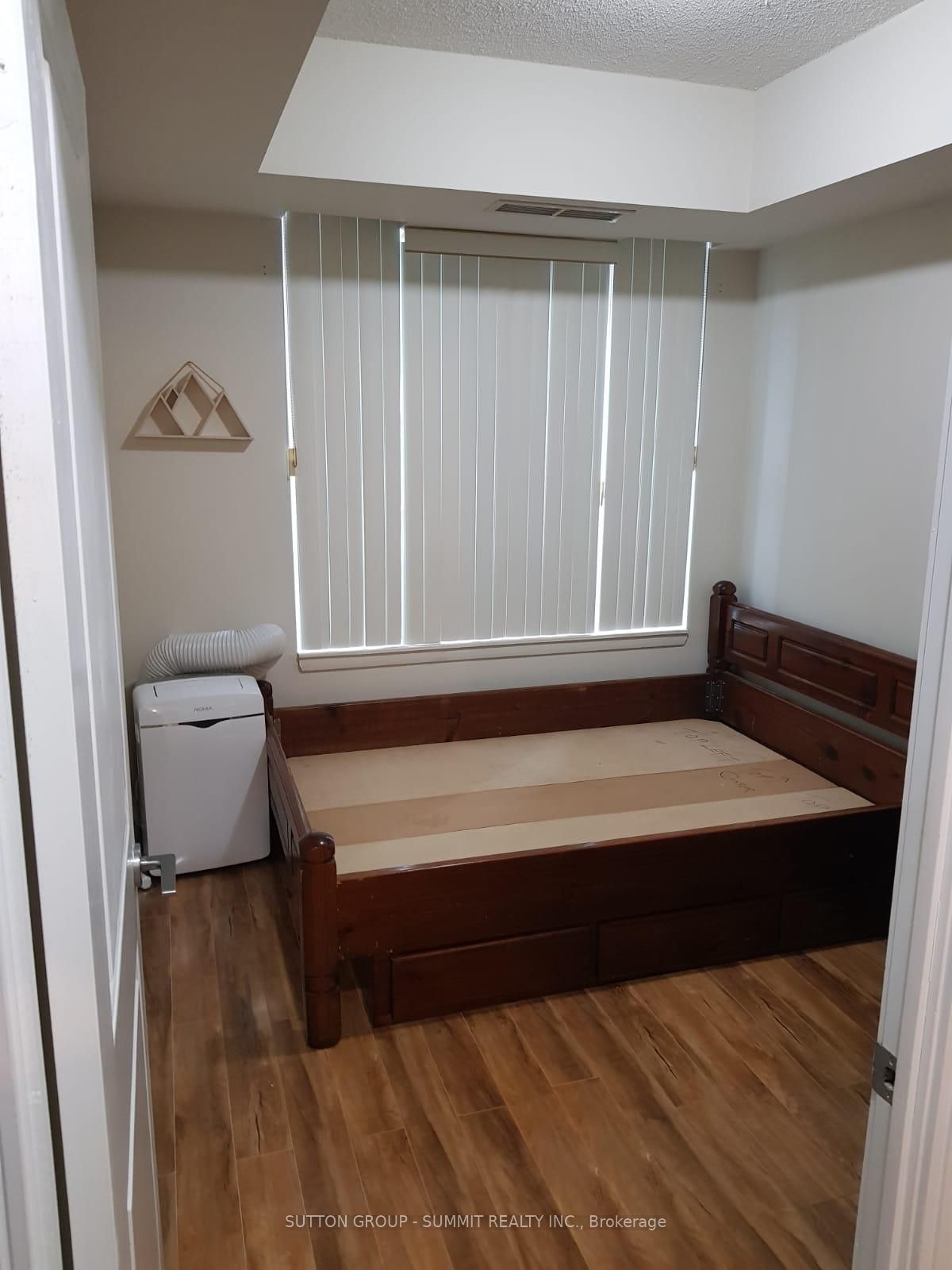 90 ABSOLUTE Avenue 1008, Mississauga, ON L4Z 0A1 photo 2