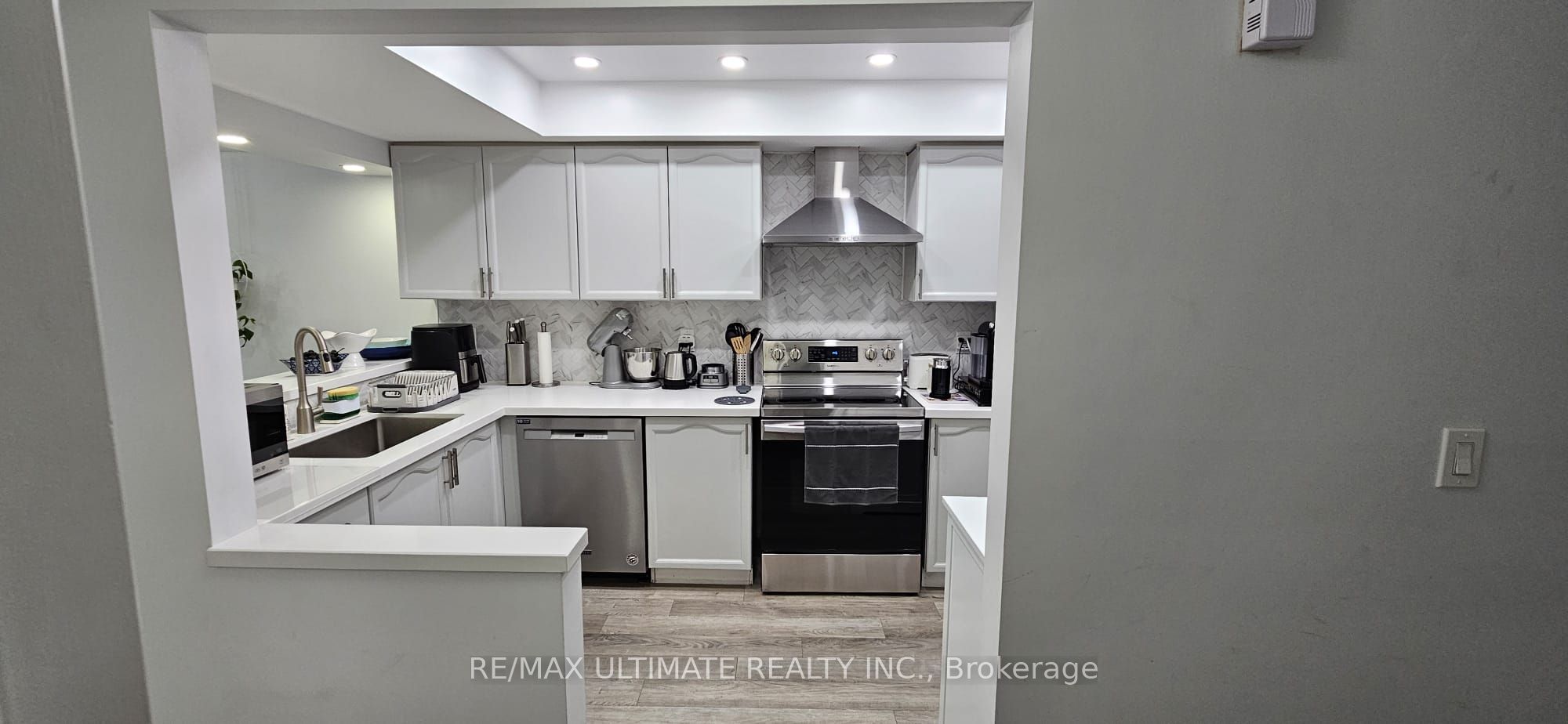 85 Bristol Road E, Mississauga, ON L4Z 3P3