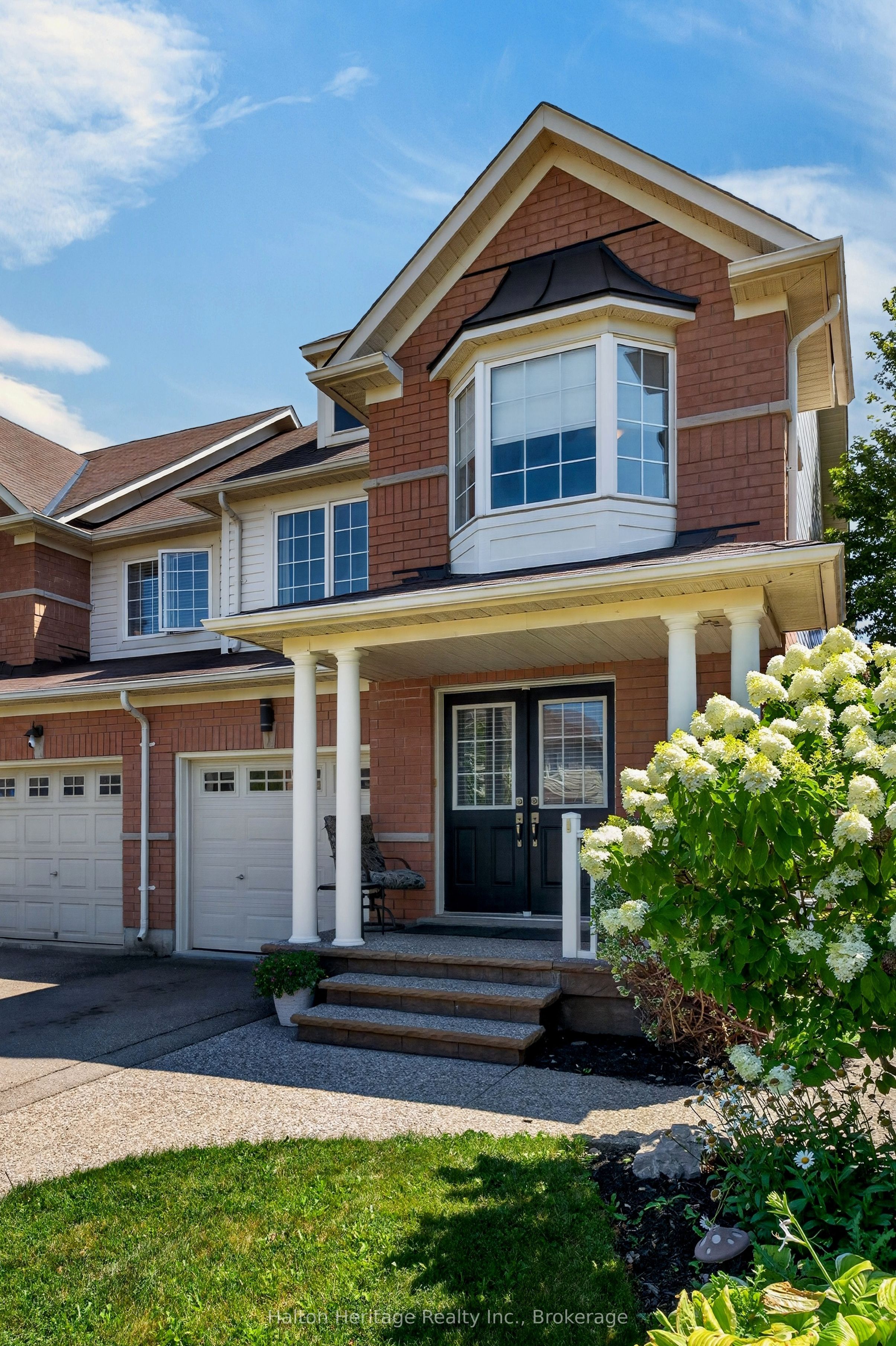 4828 Valera Road, Burlington, ON L7M 0H9 photo 2