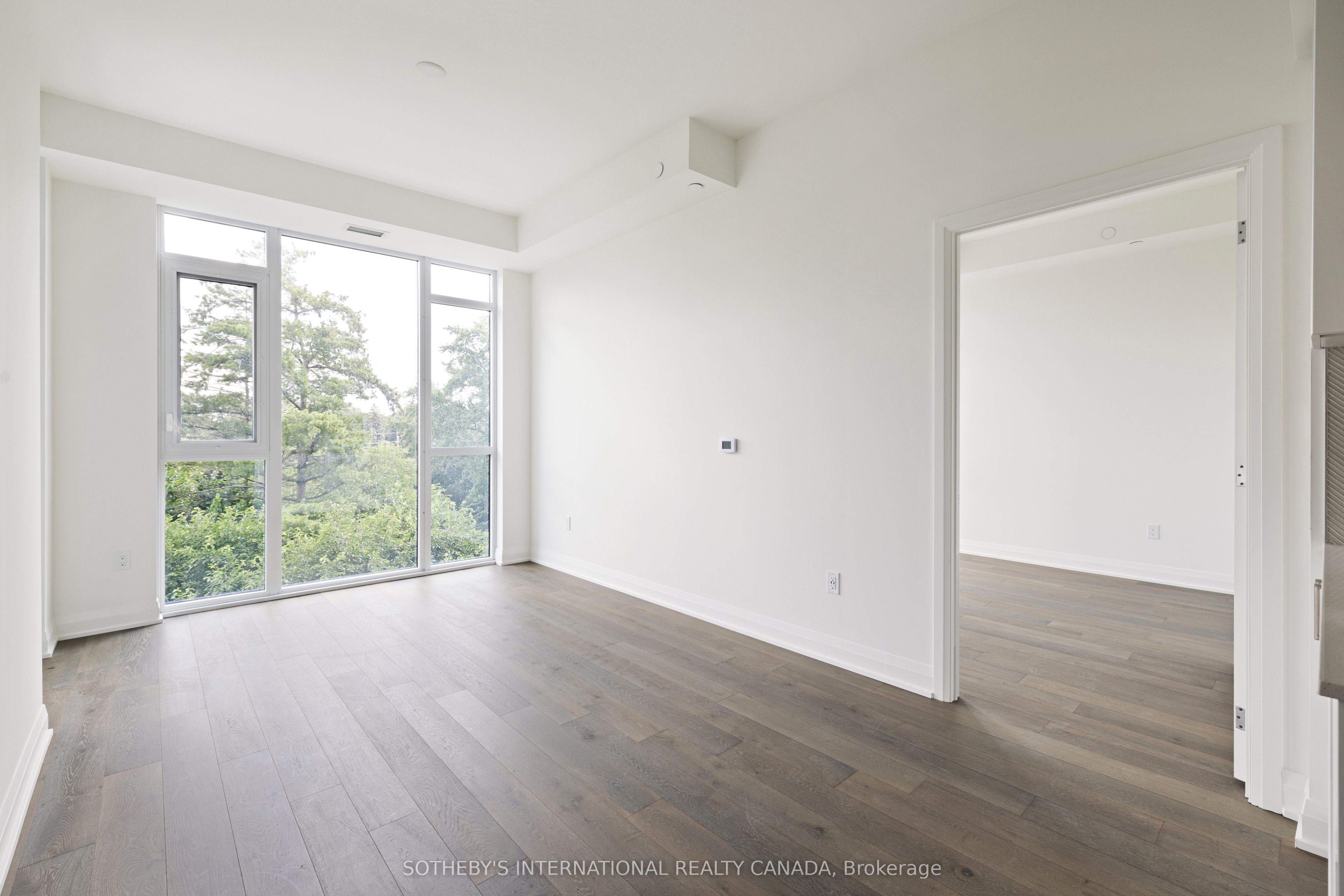 293 The Kingsway Way, Toronto, ON M9A 0E8 photo 5