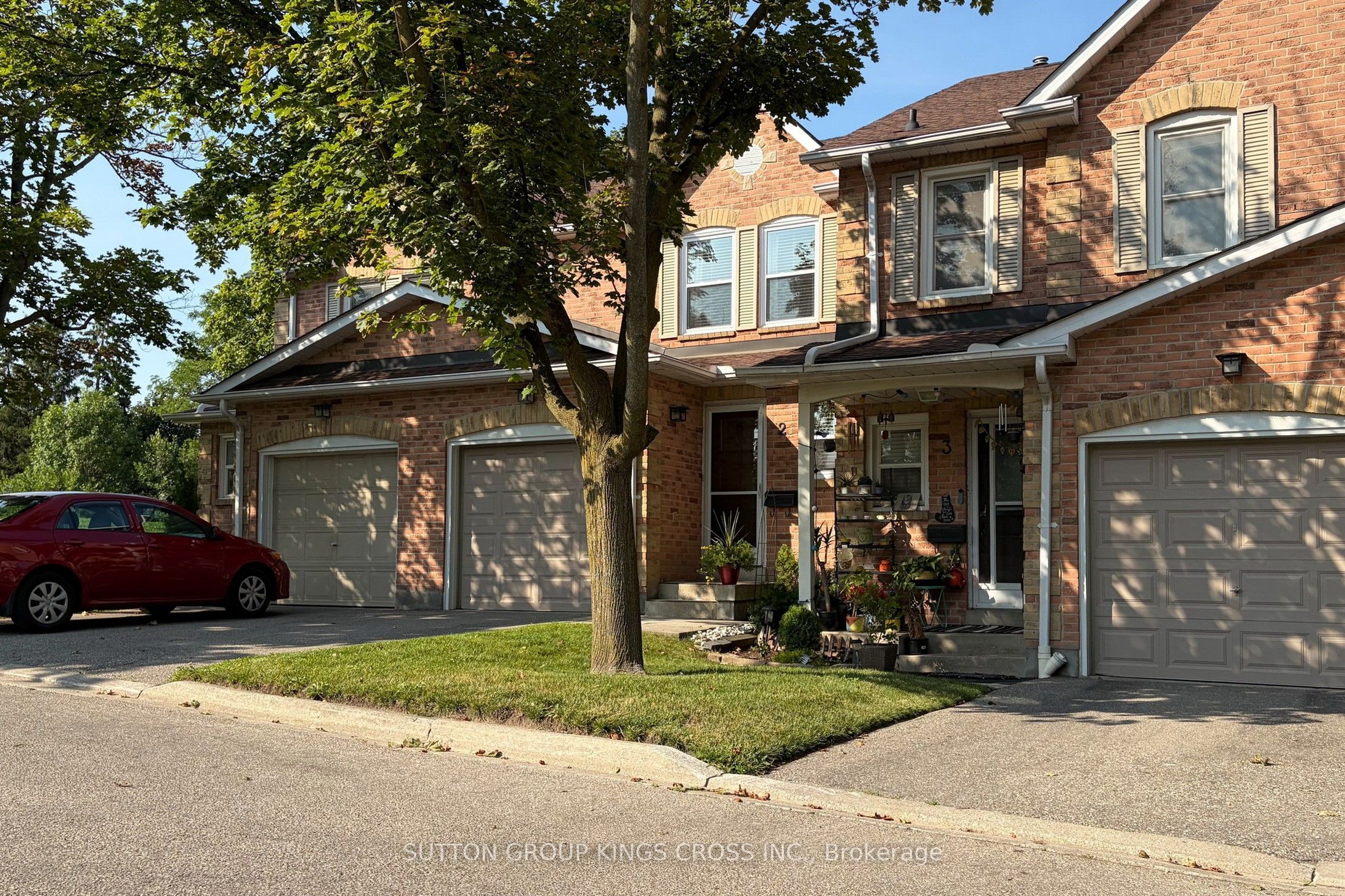 2575 Parmeer Drive 2, Mississauga, ON L5C 2Y3 photo 3