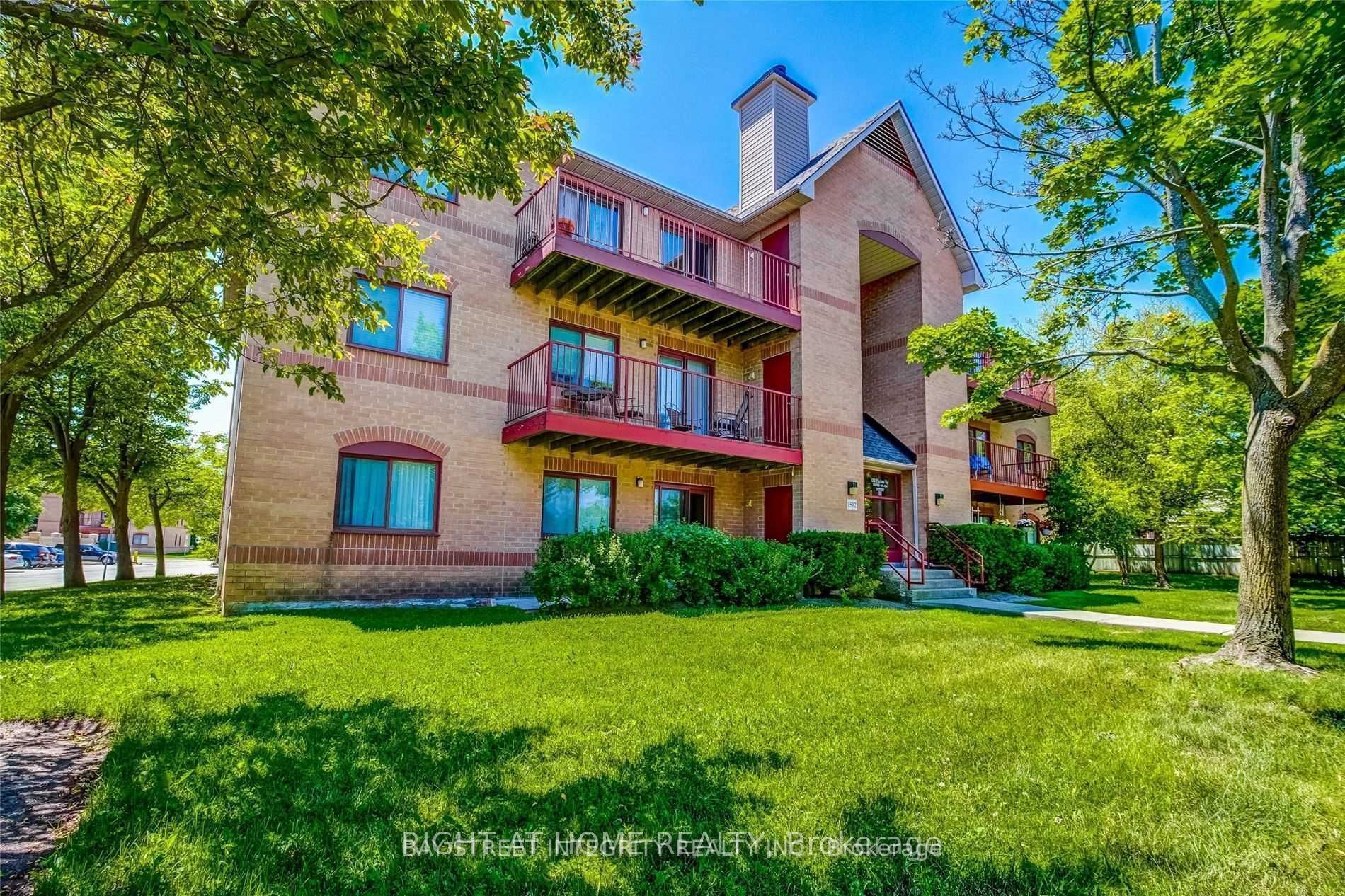 1498 Pilgrims Way 234, Oakville, ON L6M 3G9