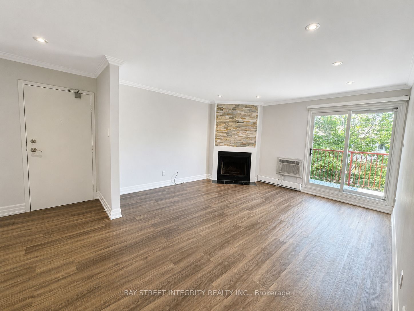1498 Pilgrims Way 234, Oakville, ON L6M 3G9 photo 3