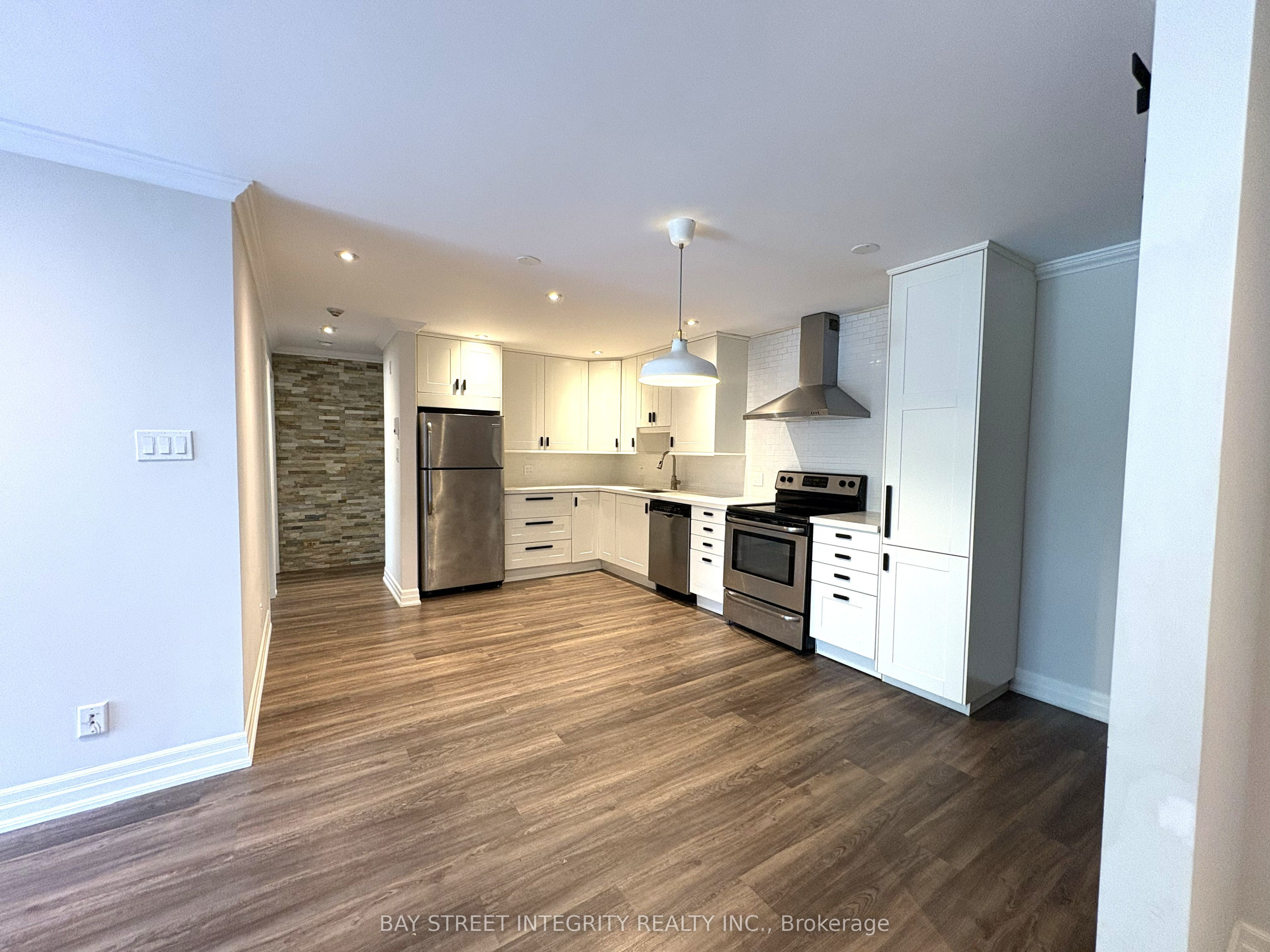 1498 Pilgrims Way 234, Oakville, ON L6M 3G9 photo 5