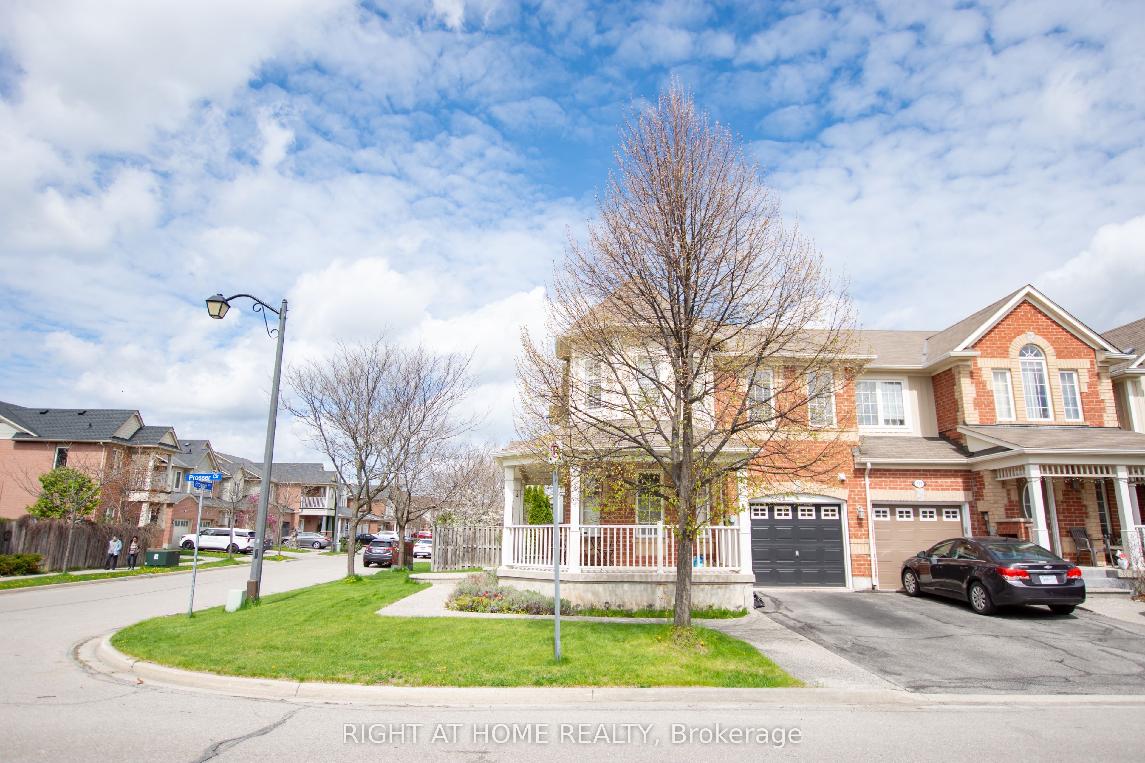 221 Prosser Circle, Milton, ON L9T 0P6 photo 5
