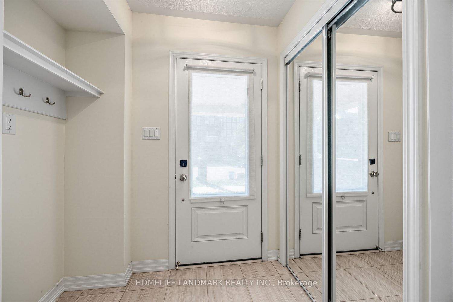 137 Christopher Road, Oakville, ON L6H 0X9 photo 5