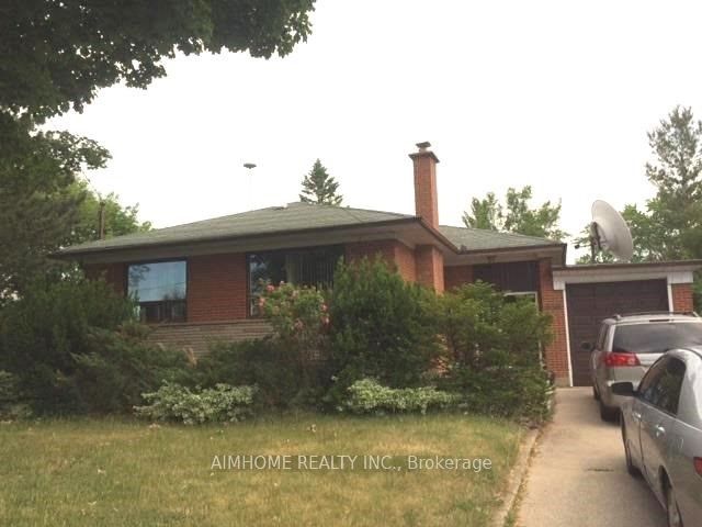 430 Wildwood Drive, Oakville, ON L6K 1T7