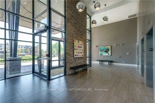 128 Garden Drive 105, Oakville, ON L6K 0H7 photo 3