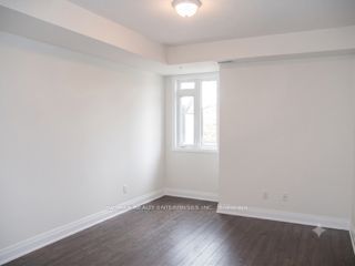 128 Garden Drive 105, Oakville, ON L6K 0H7 photo 4