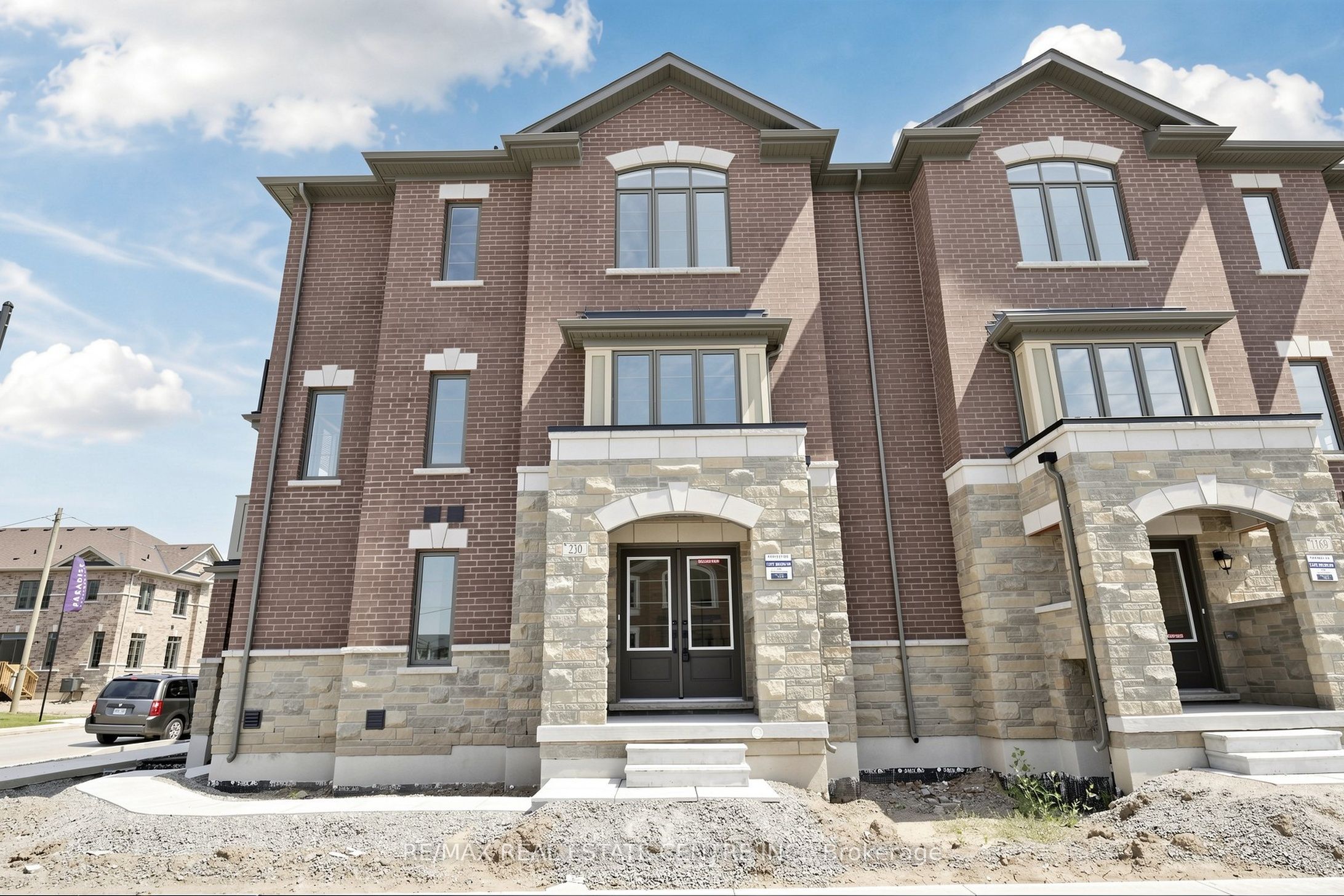 230 Fireweed Gate, Milton, ON L9E 2B7 photo 2