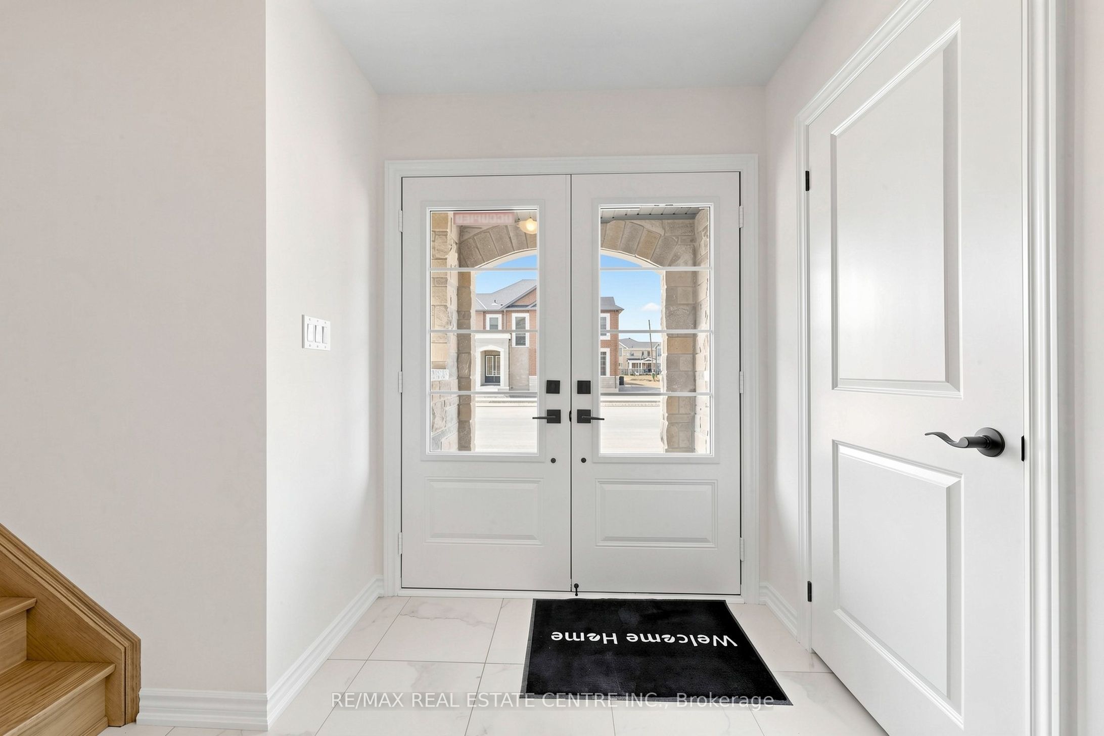 230 Fireweed Gate, Milton, ON L9E 2B7 photo 4