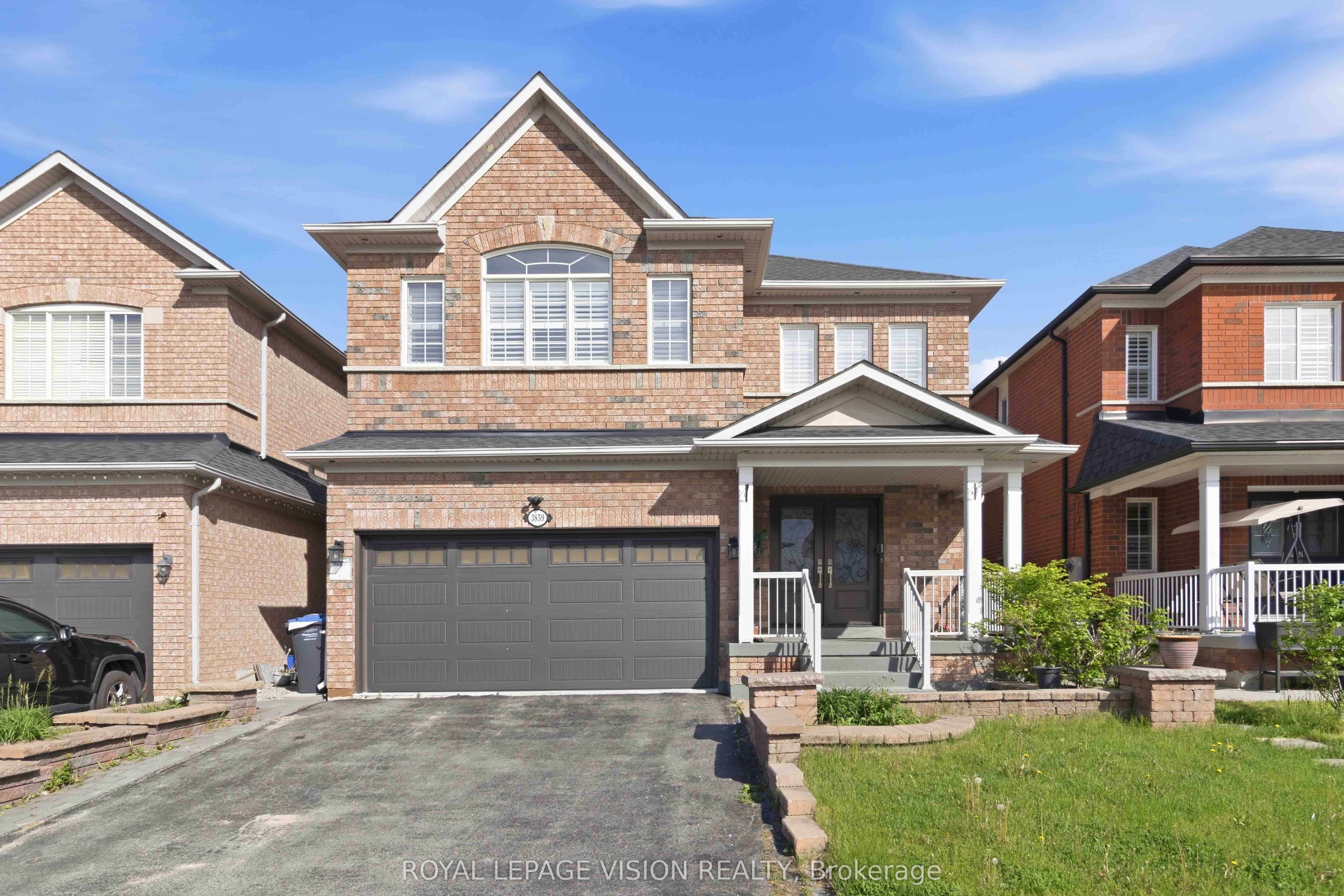 3859 Mcdowell Drive, Mississauga, ON L5M 6P1 photo 2