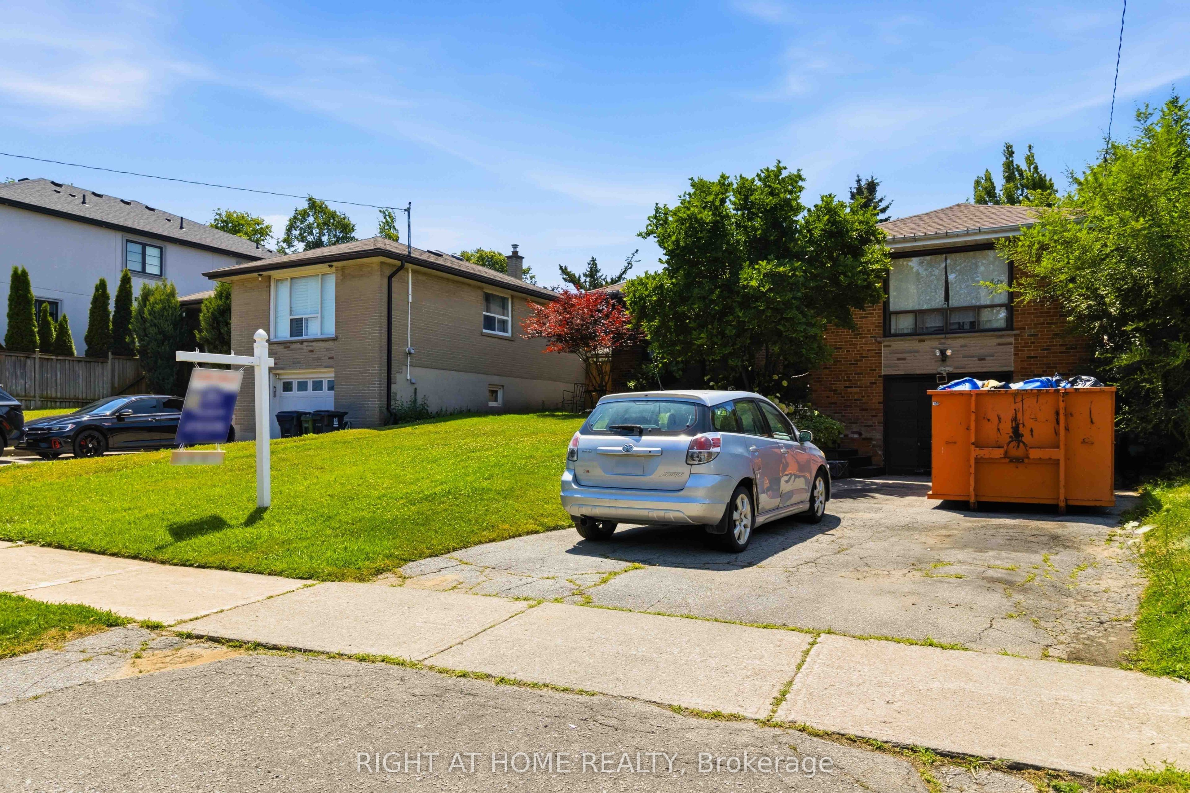 68 Barford Road, Toronto, ON M9W 4H6