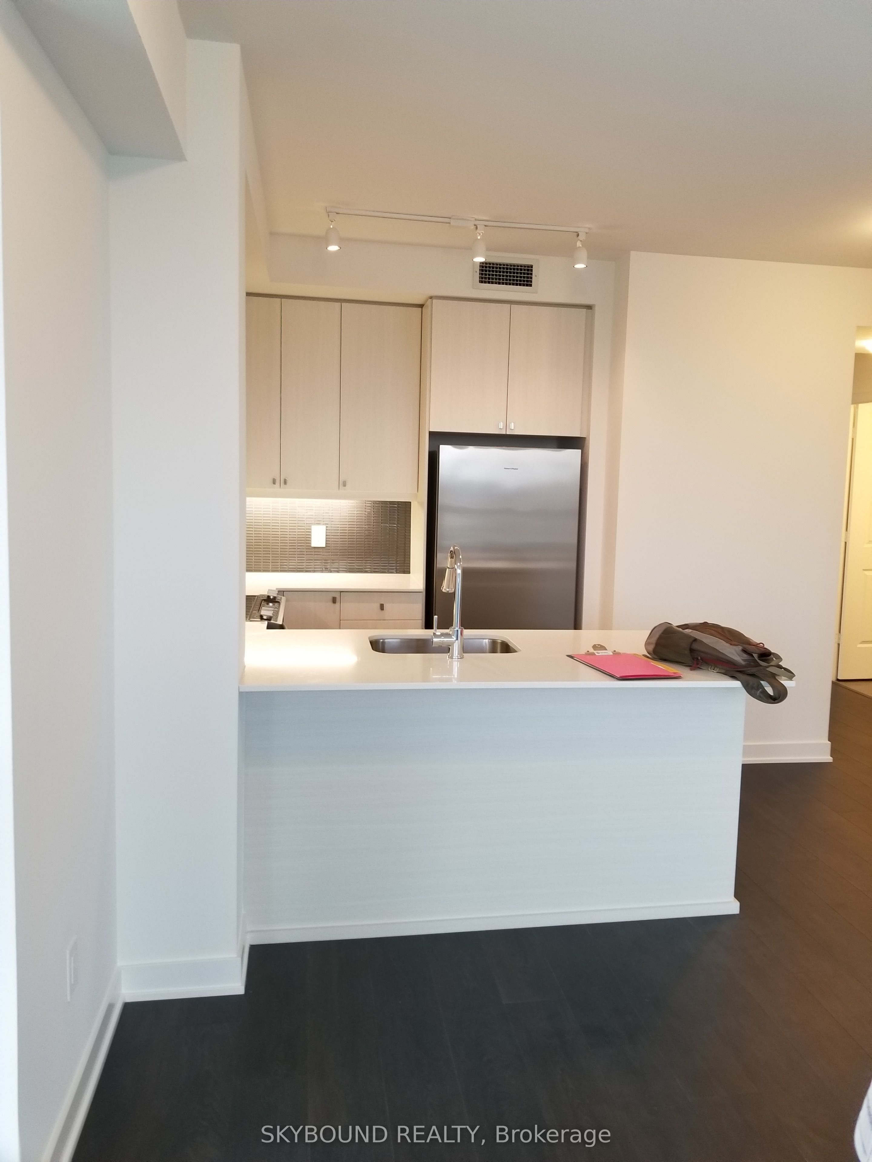 4633 Glen Erin Drive 1503, Mississauga, ON L5M 4G3 photo 4