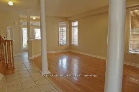 5088 Forestwalk Circle, Mississauga, ON L4Z 4A2 photo 4