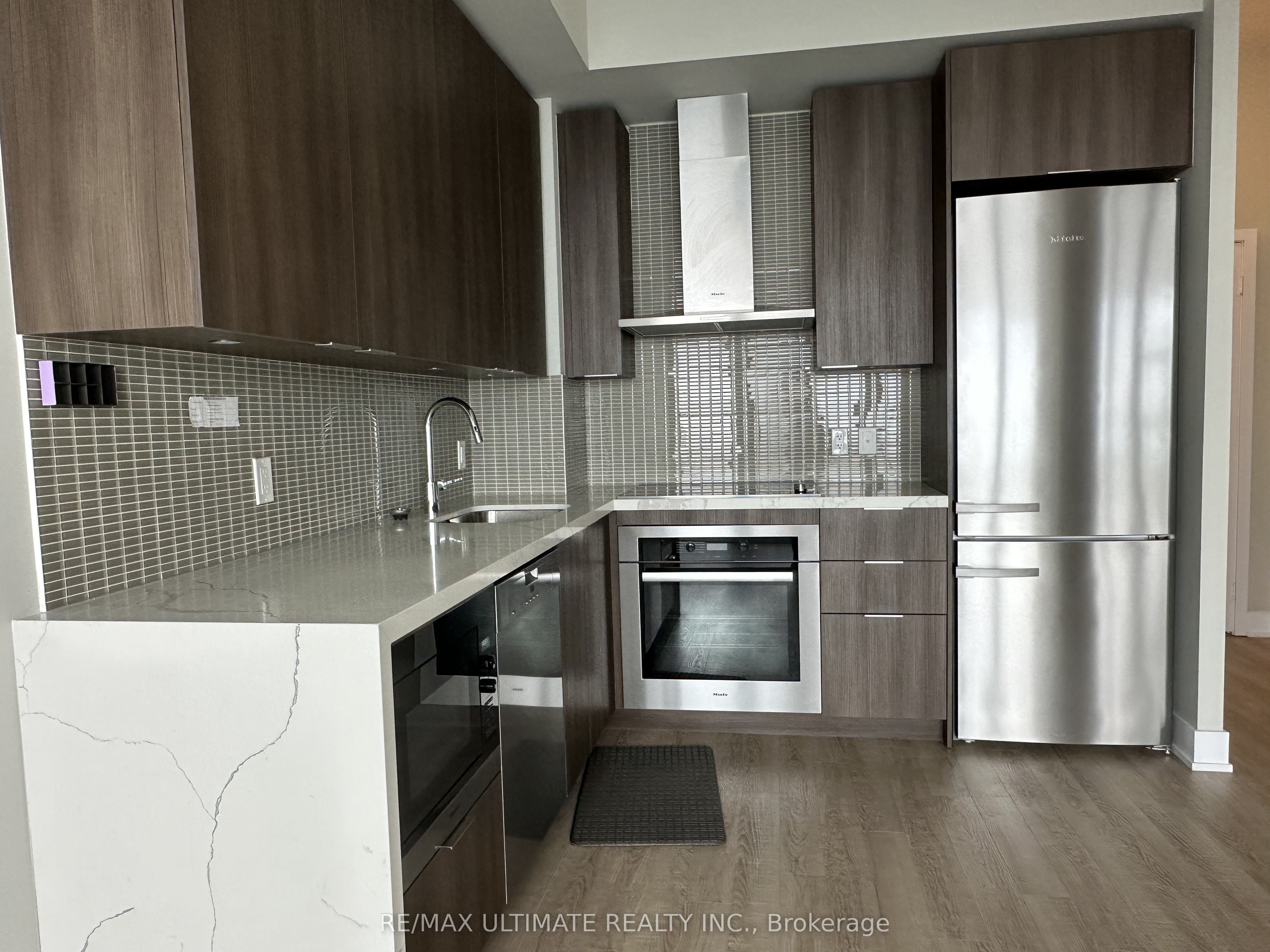 30 Shore Breeze Drive #6206, Toronto, ON M8V 0J1 photo 3