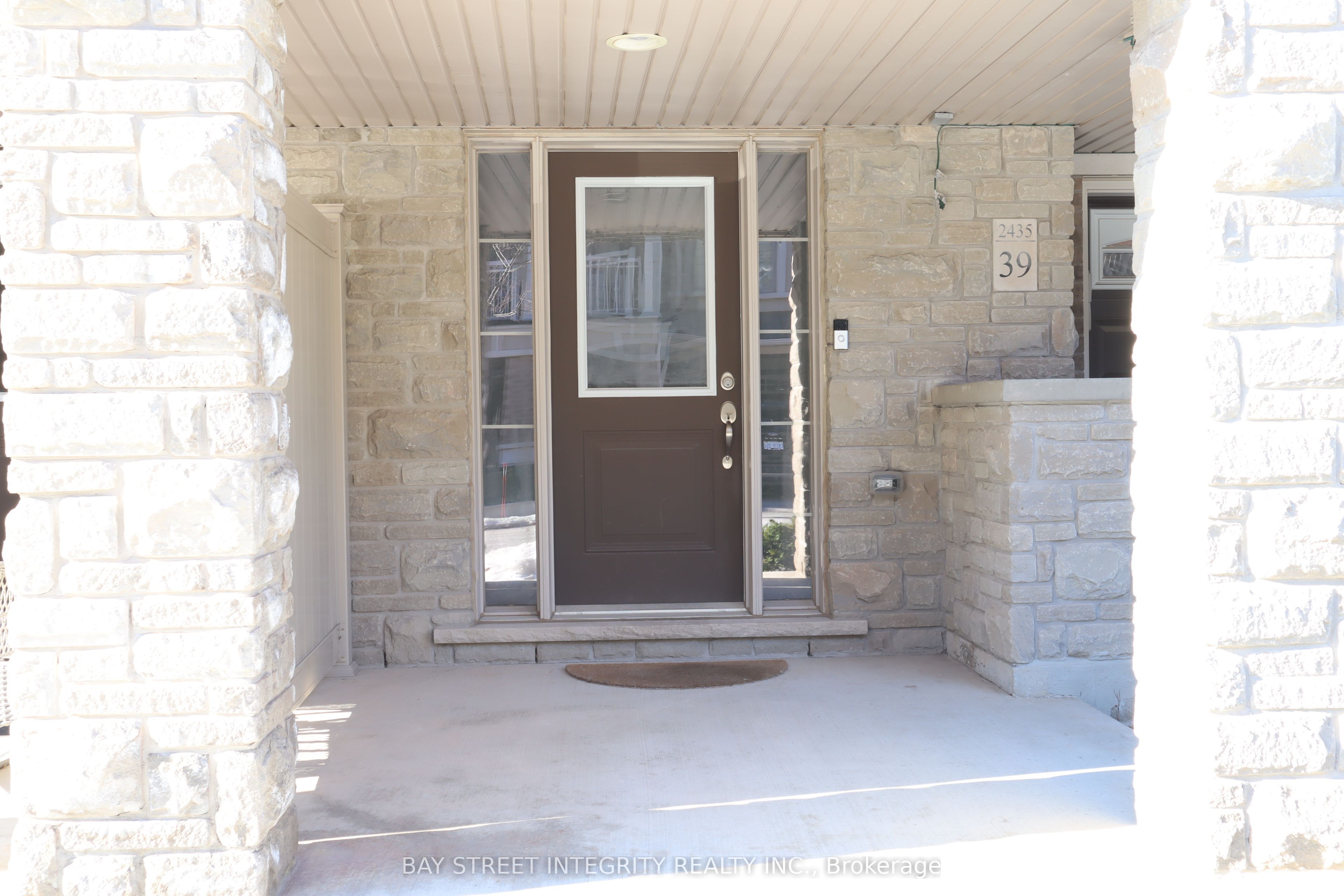2435 Greenwich Drive 39, Oakville, ON L6M 0S4 photo 2
