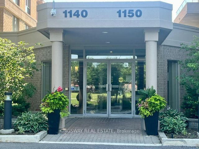 1140 Parkwest Place 1108, Mississauga, ON L5E 3K9 photo 2