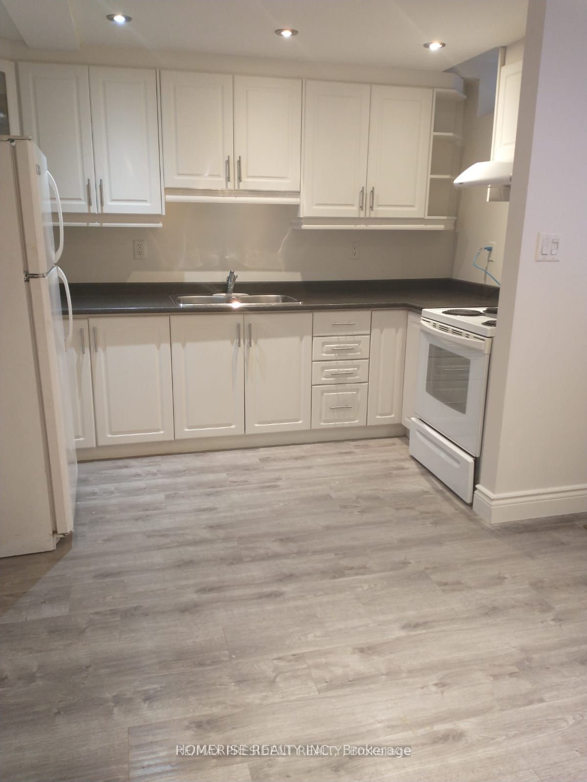 100 Sugarhill ( BSMT ) Drive, Brampton, ON L7A 3M4