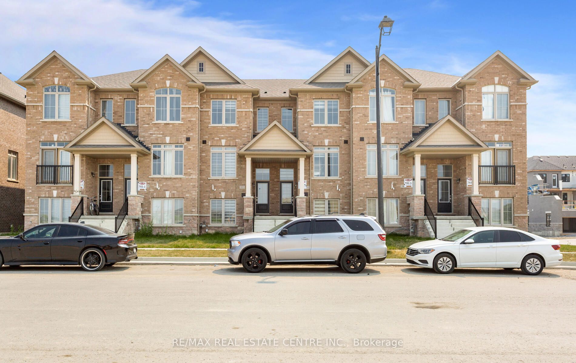 353 Inspire Boulevard, Brampton, ON L6R 0B8 photo 2