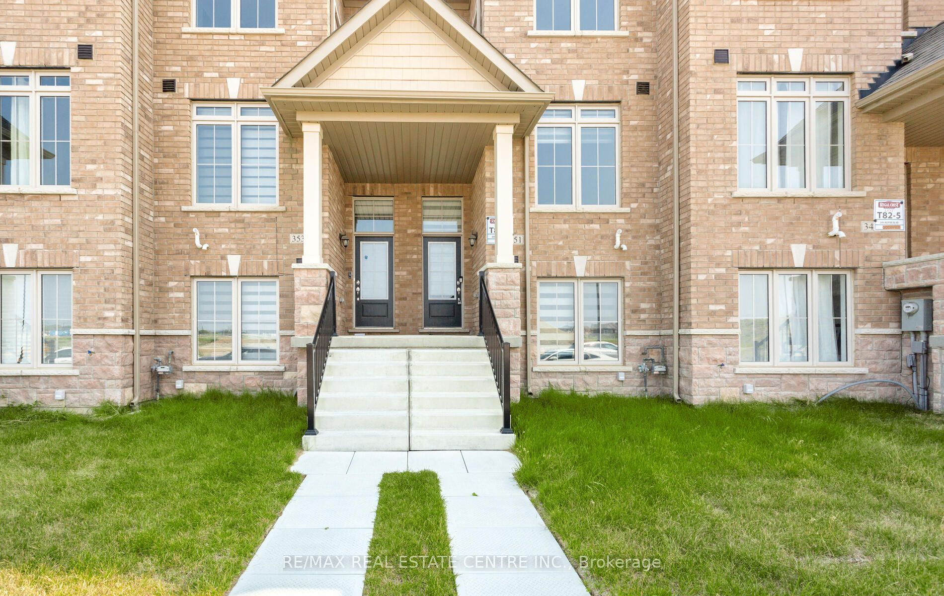 353 Inspire Boulevard, Brampton, ON L6R 0B8 photo 3