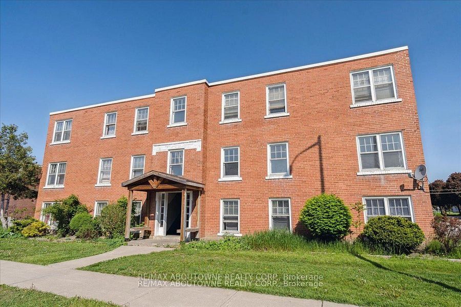133 North Service Road E 5, Oakville, ON L6H 1A3