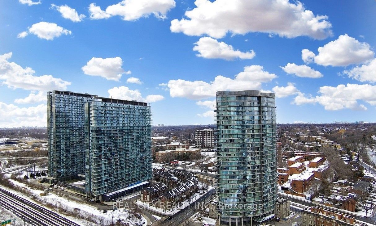 1926 Lakeshore Boulevard W 2715, Toronto, ON M6S 0B1 photo 2