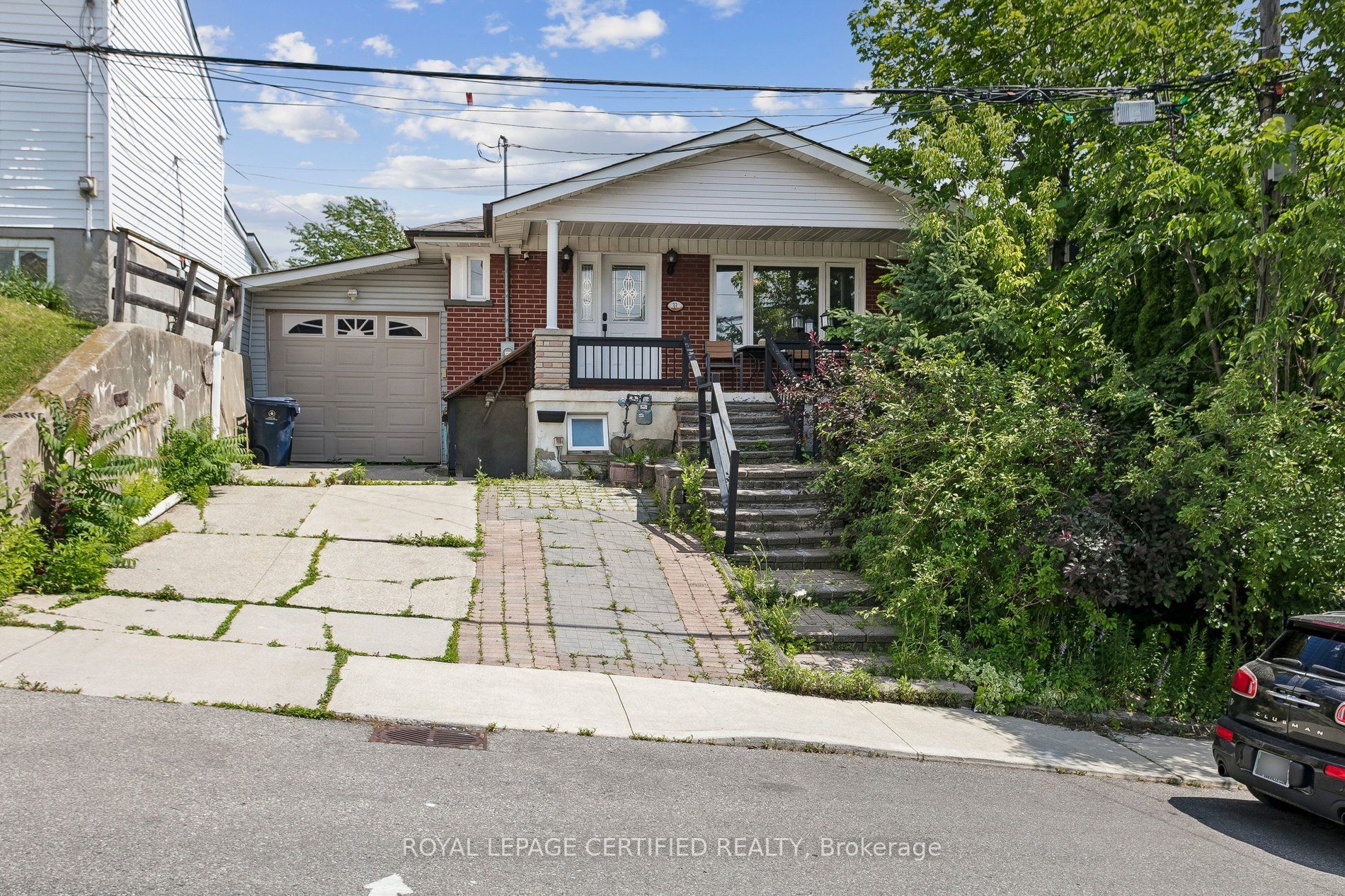 33 Donald Avenue, Toronto, ON M6M 1J9 photo 3