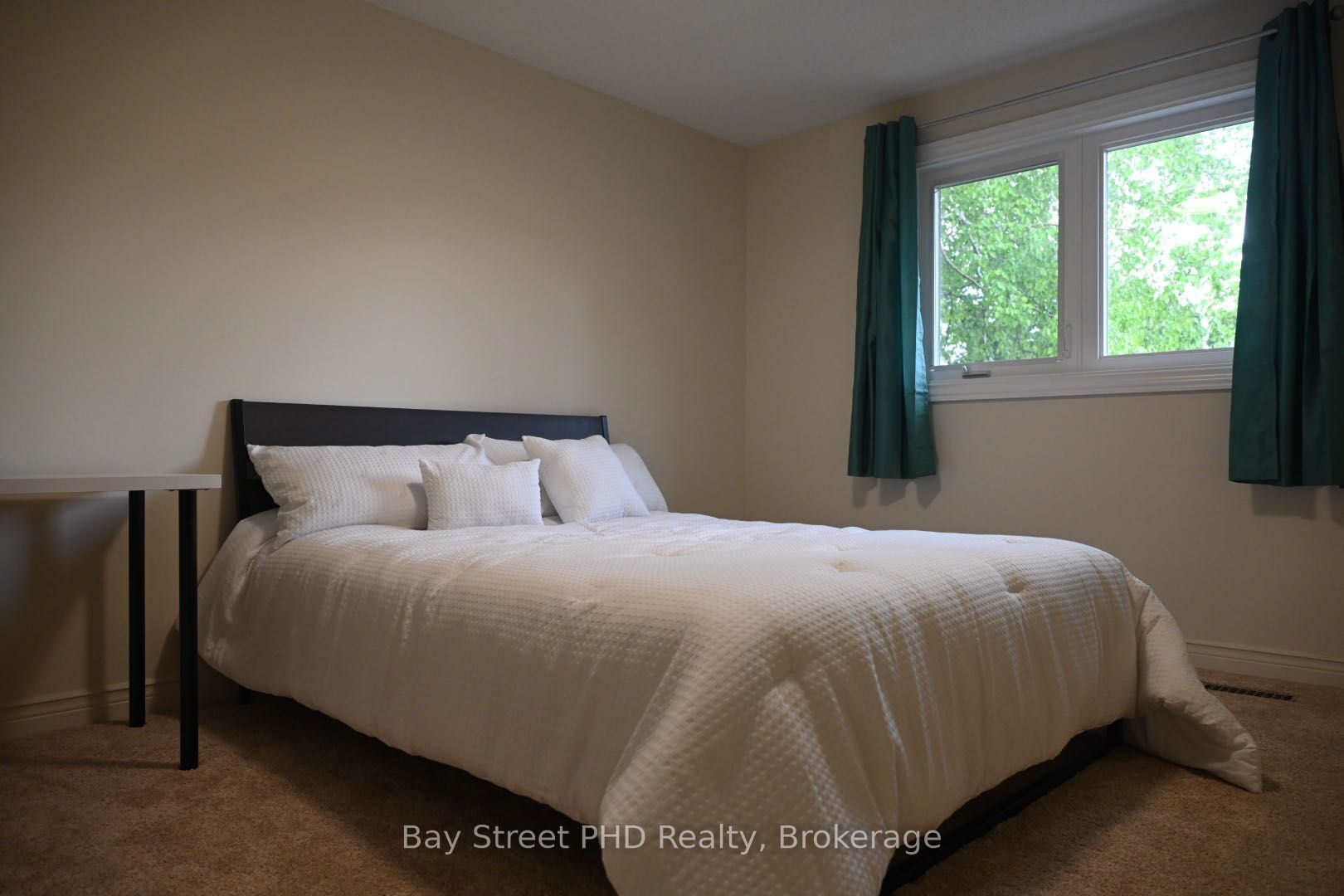 1746 featherston Court unit A, Mississauga, ON L5L 3E3 photo 5