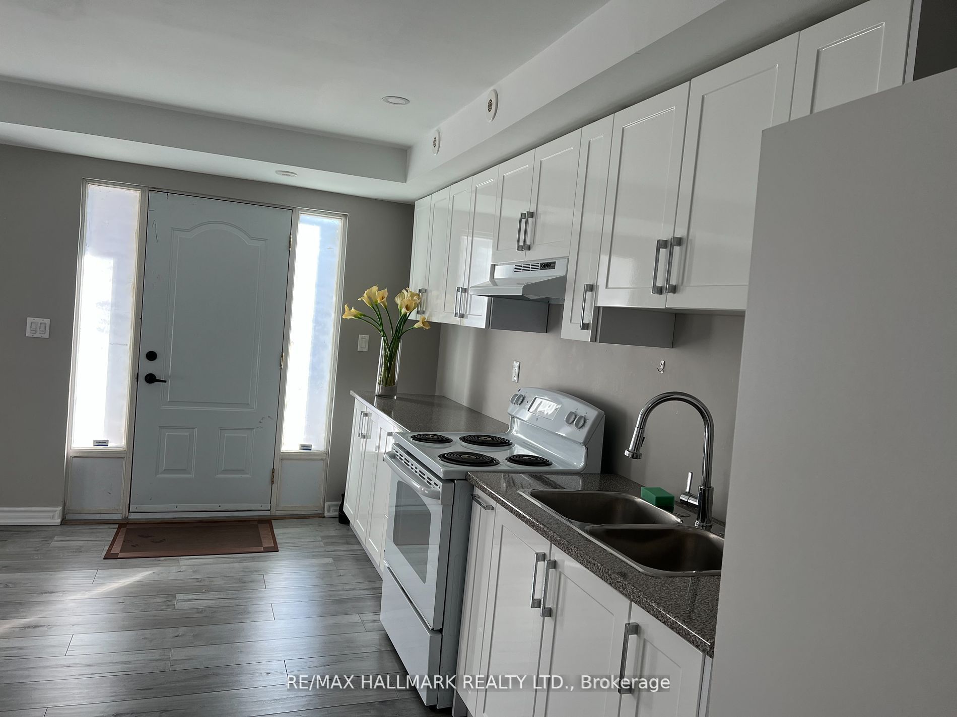 3029 Finch Avenue W 14 #Basement, Toronto, ON M9M 0A2 photo 3