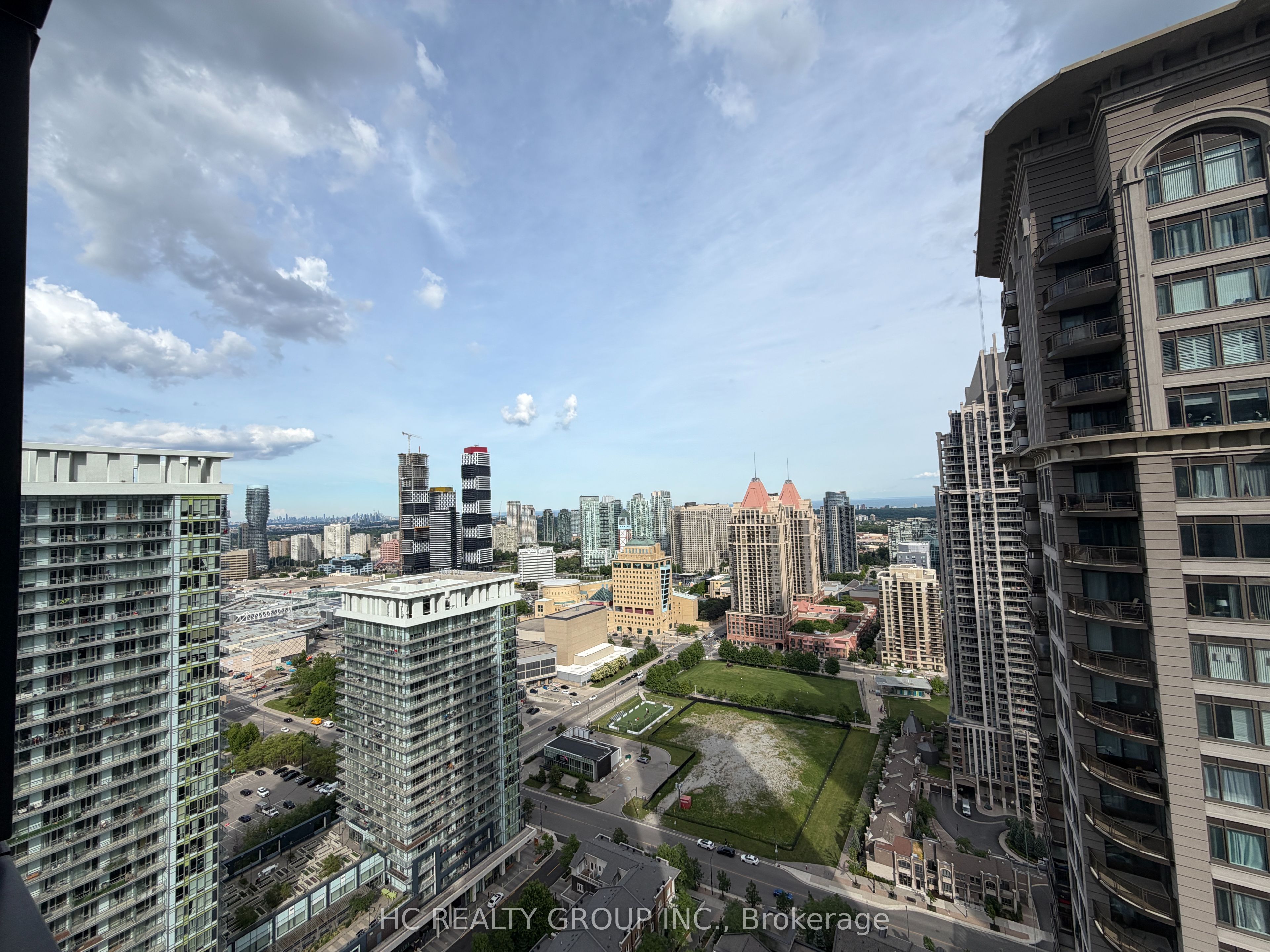 395 Square One Drive 3004, Mississauga, ON L5B 0P6