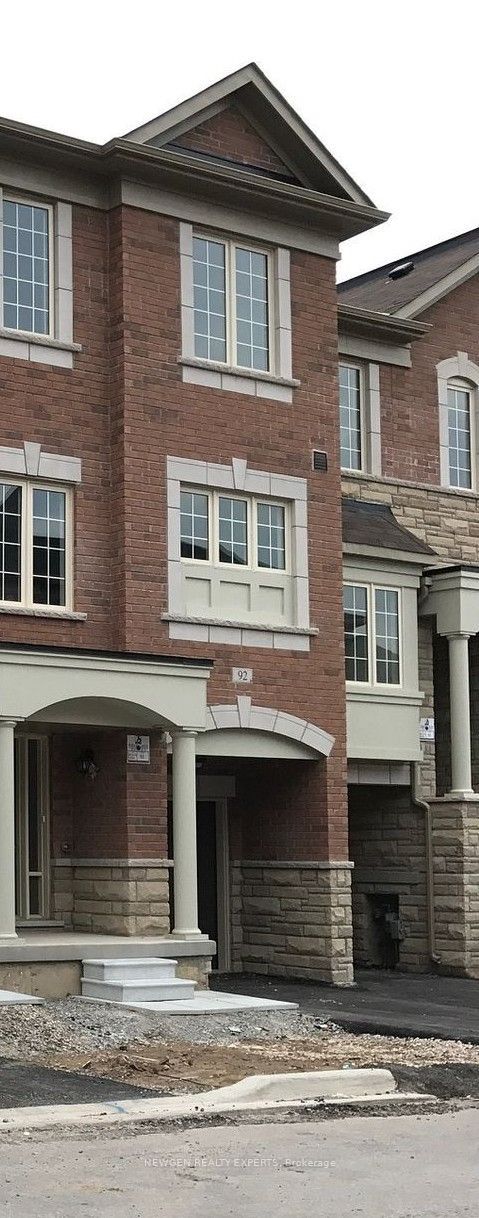92 Aspen Hills Road 89, Brampton, ON L6Y 6E4 photo 2