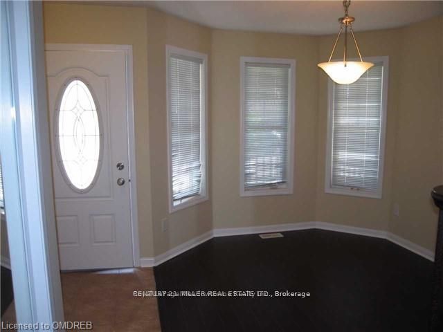 907 Scott Boulevard, Milton, ON L9T 7C5 photo 5