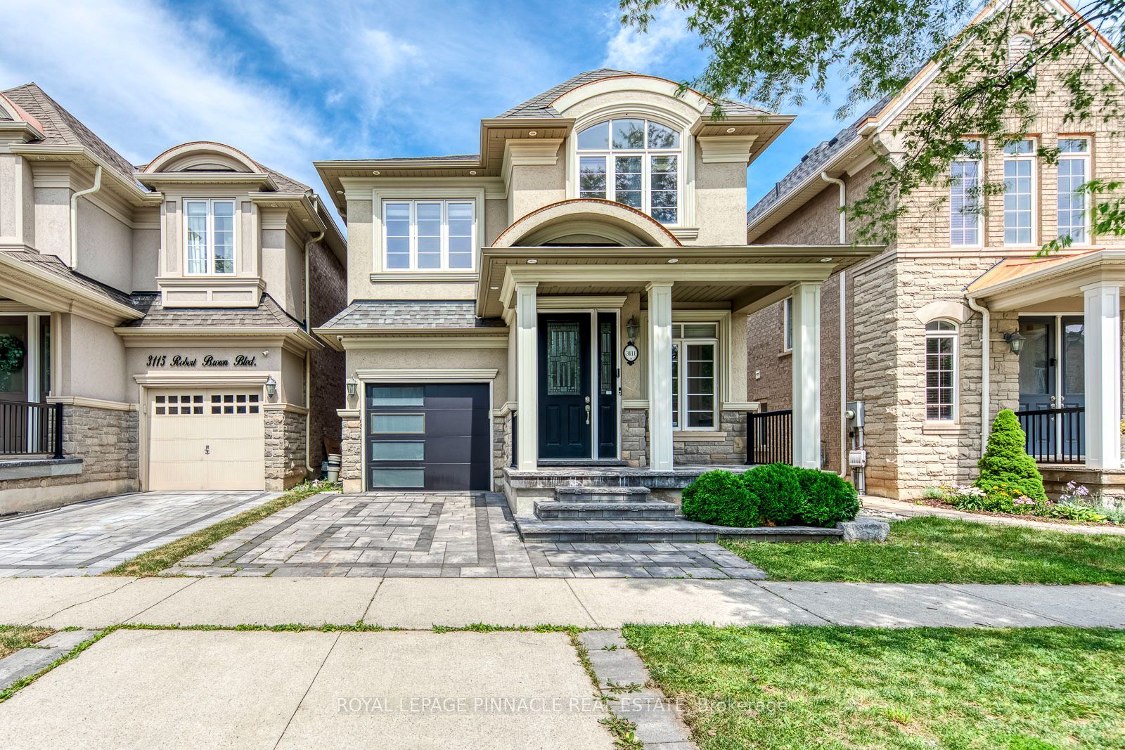 3111 Robert Brown Boulevard, Oakville, ON L6M 0P9