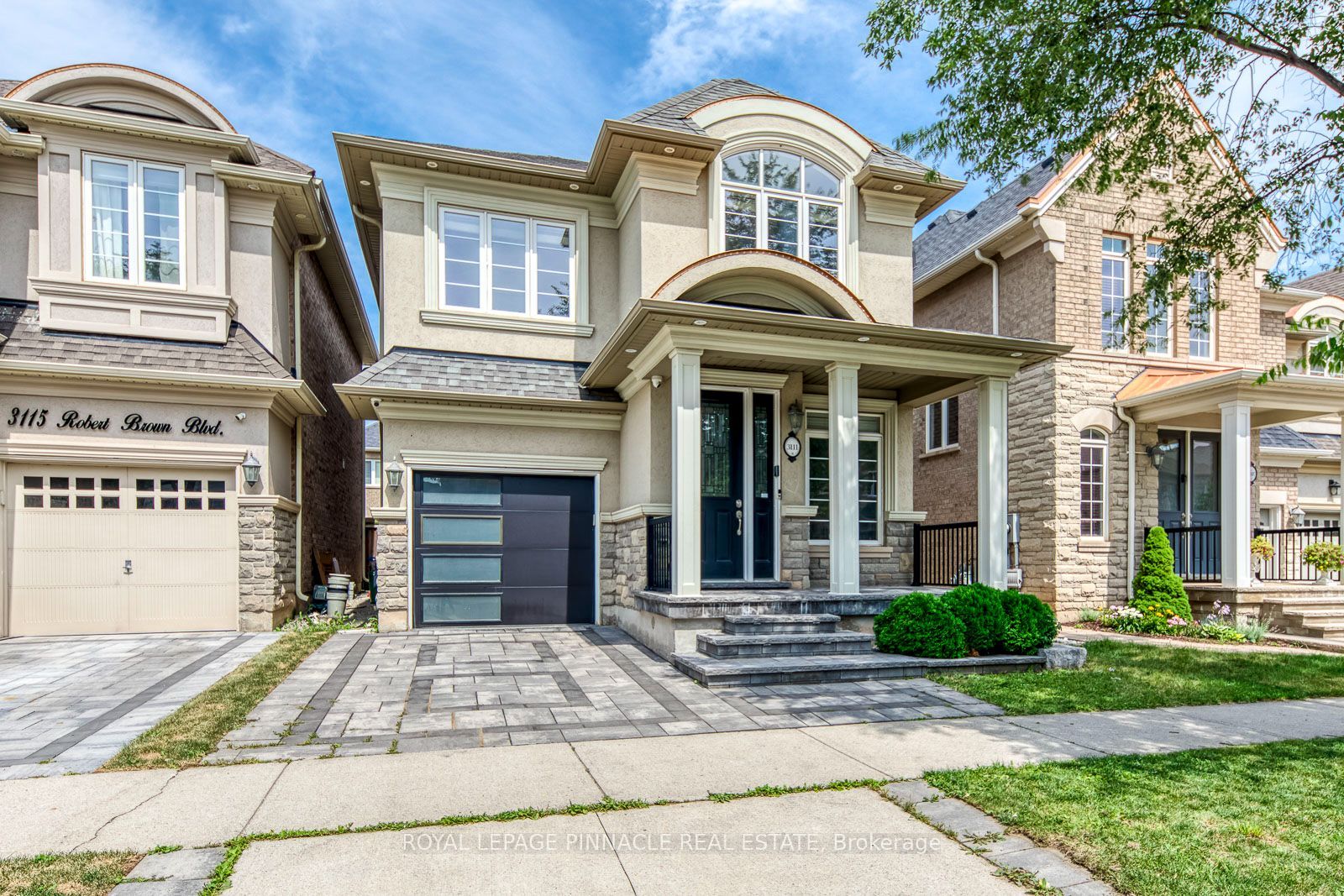 3111 Robert Brown Boulevard, Oakville, ON L6M 0P9 photo 2
