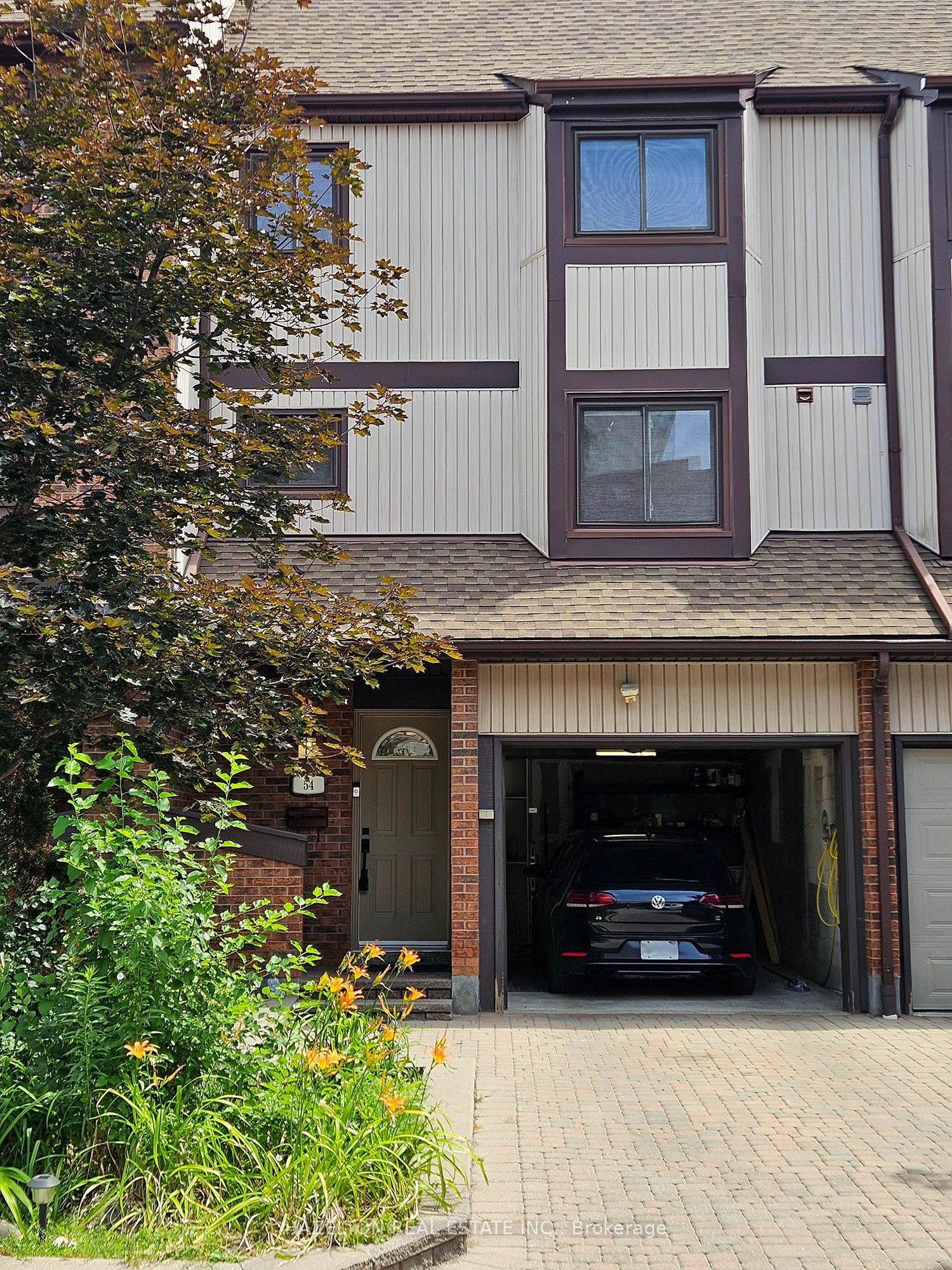 1080 Walden Circle 54, Mississauga, ON L5J 4J9