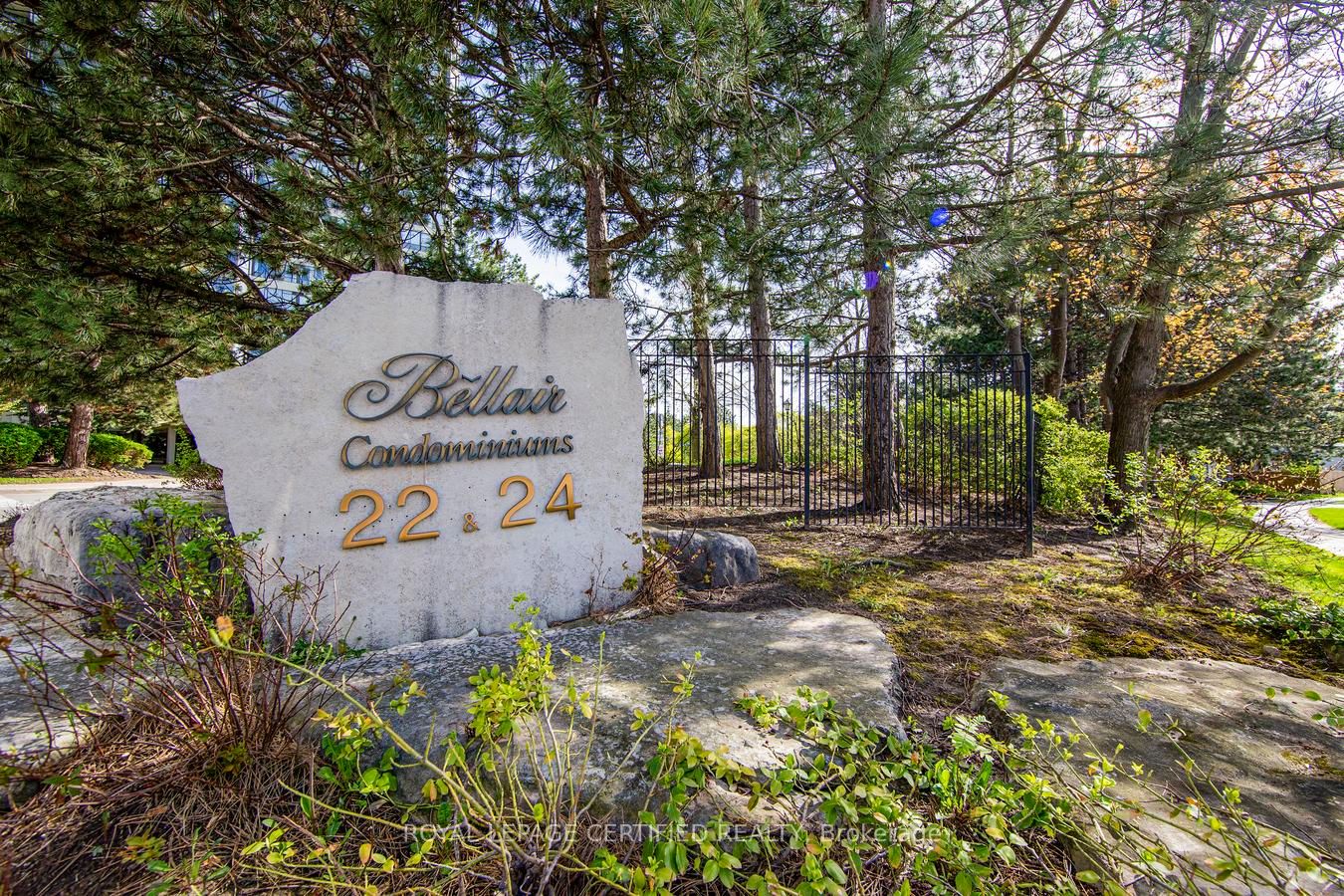 22 Hanover Road 2107, Brampton, ON L6S 5K7 photo 2