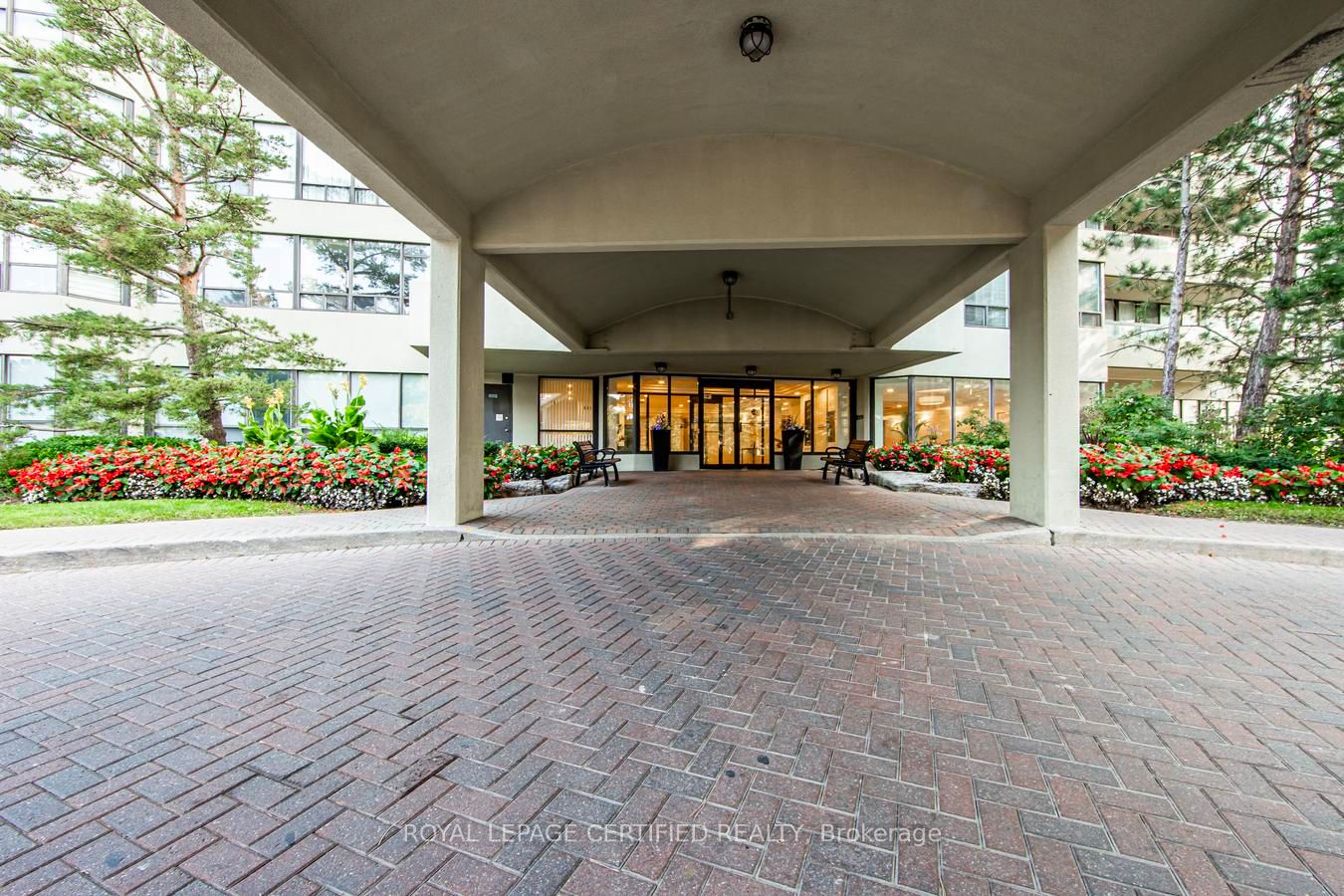 22 Hanover Road 2107, Brampton, ON L6S 5K7 photo 4