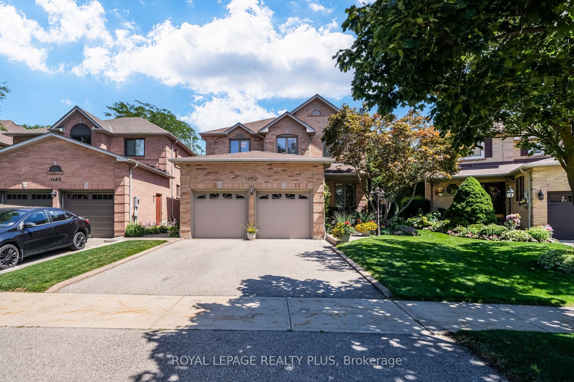 1459 Ravensmoor Crescent, Mississauga, ON L5M 3L4
