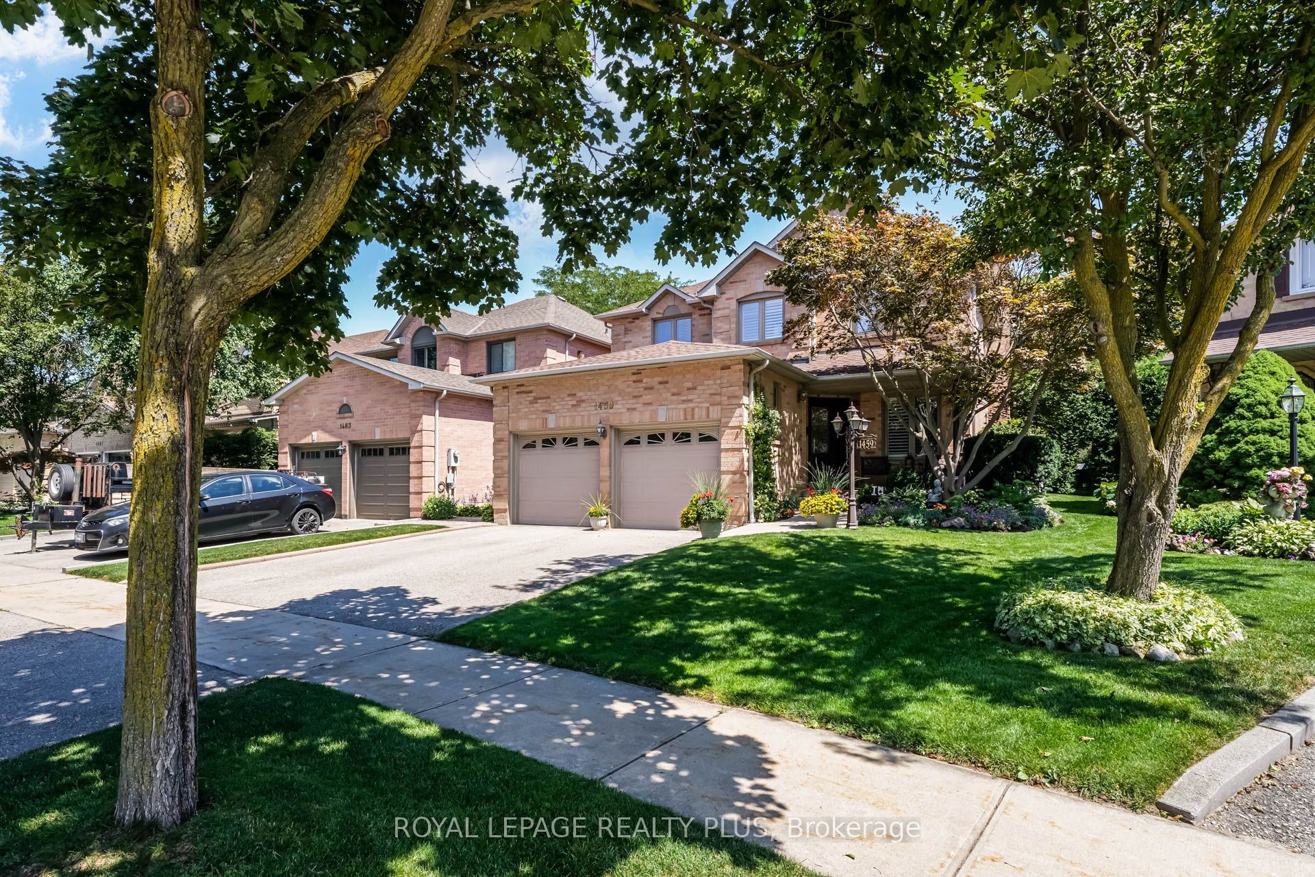 1459 Ravensmoor Crescent, Mississauga, ON L5M 3L4 photo 4