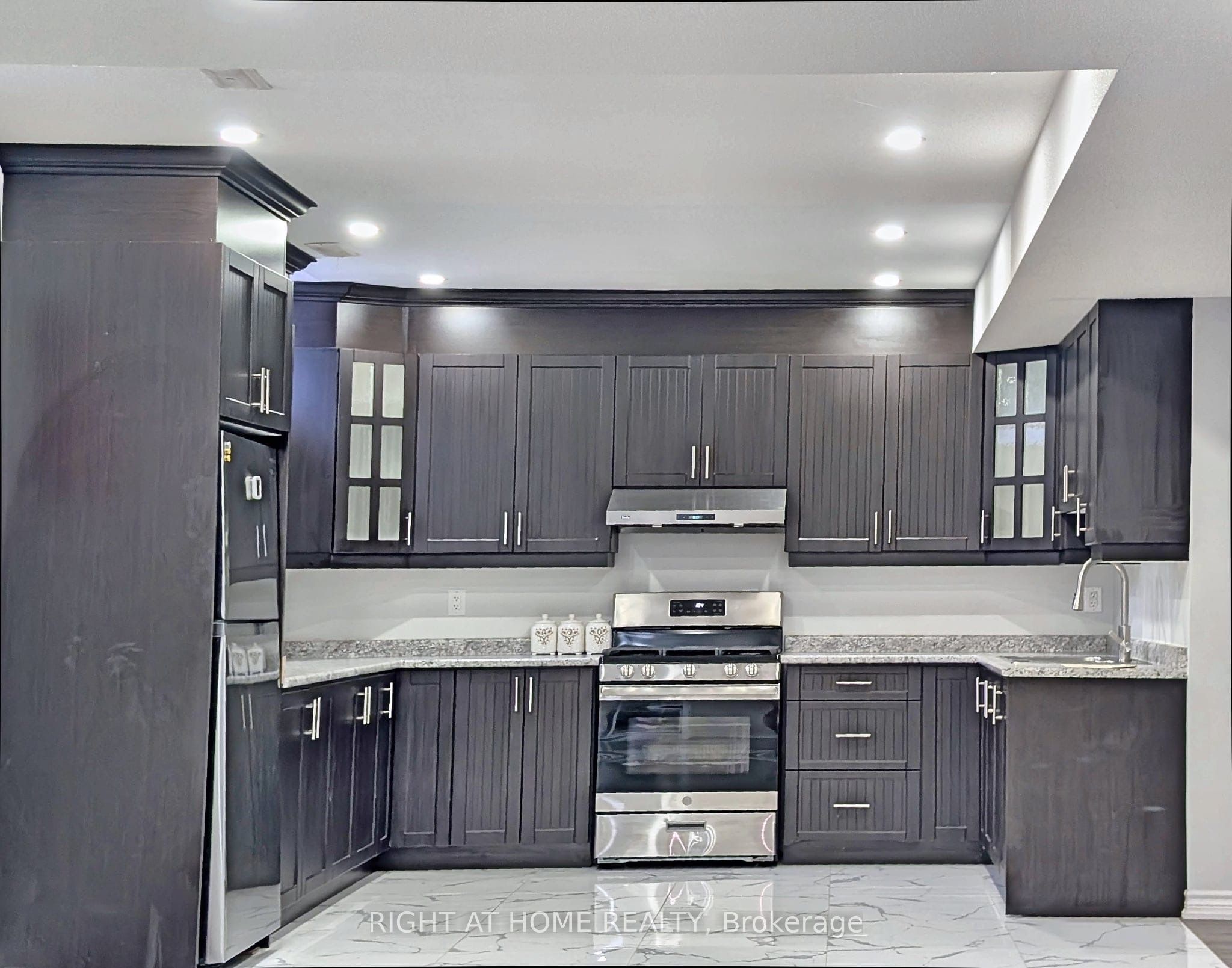 46 Fanning Trail, Brampton, ON L6P 4J3 photo 4