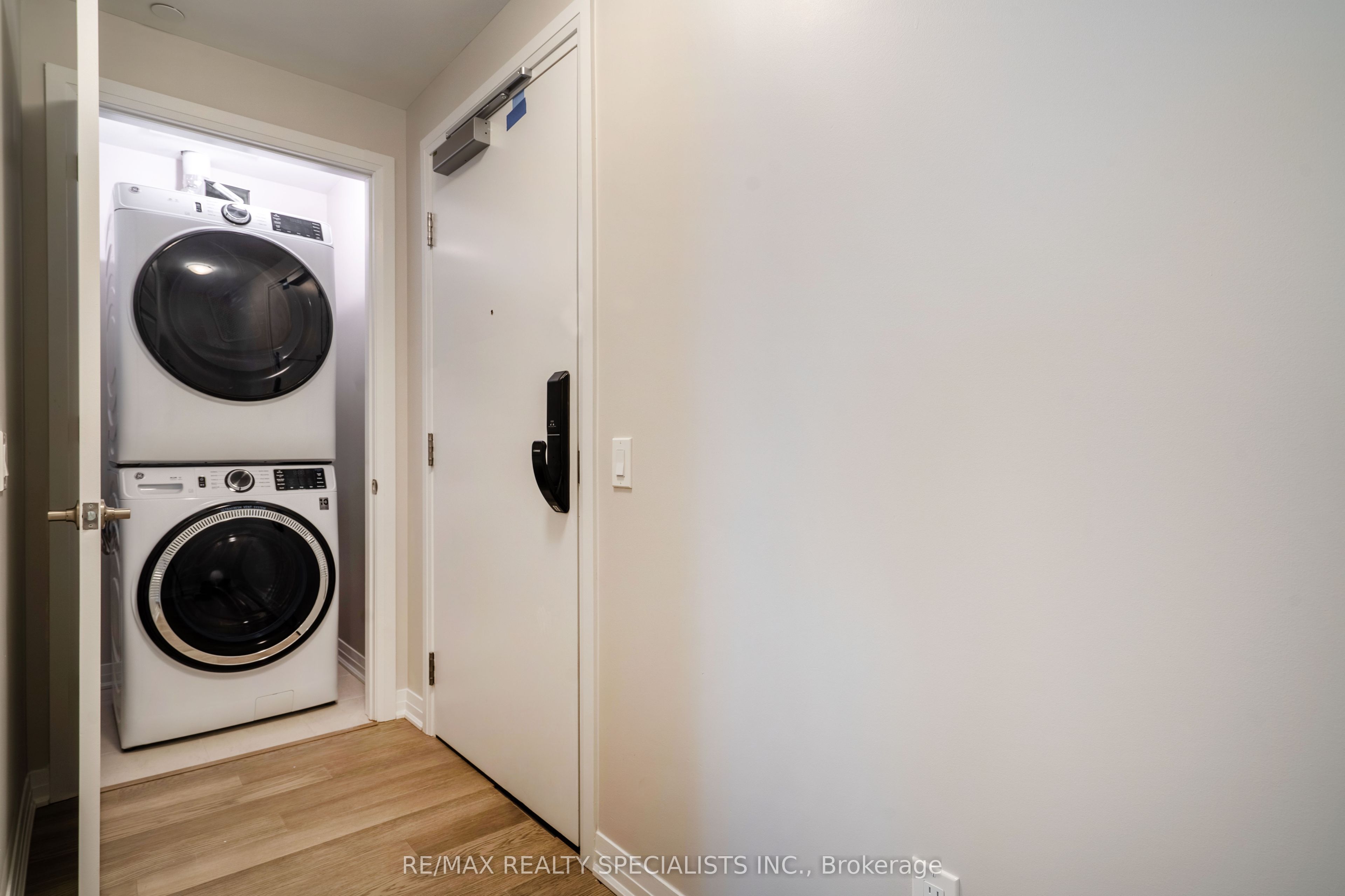 470 Gordon Krantz Avenue 415, Milton, ON L9T 2X5 photo 5
