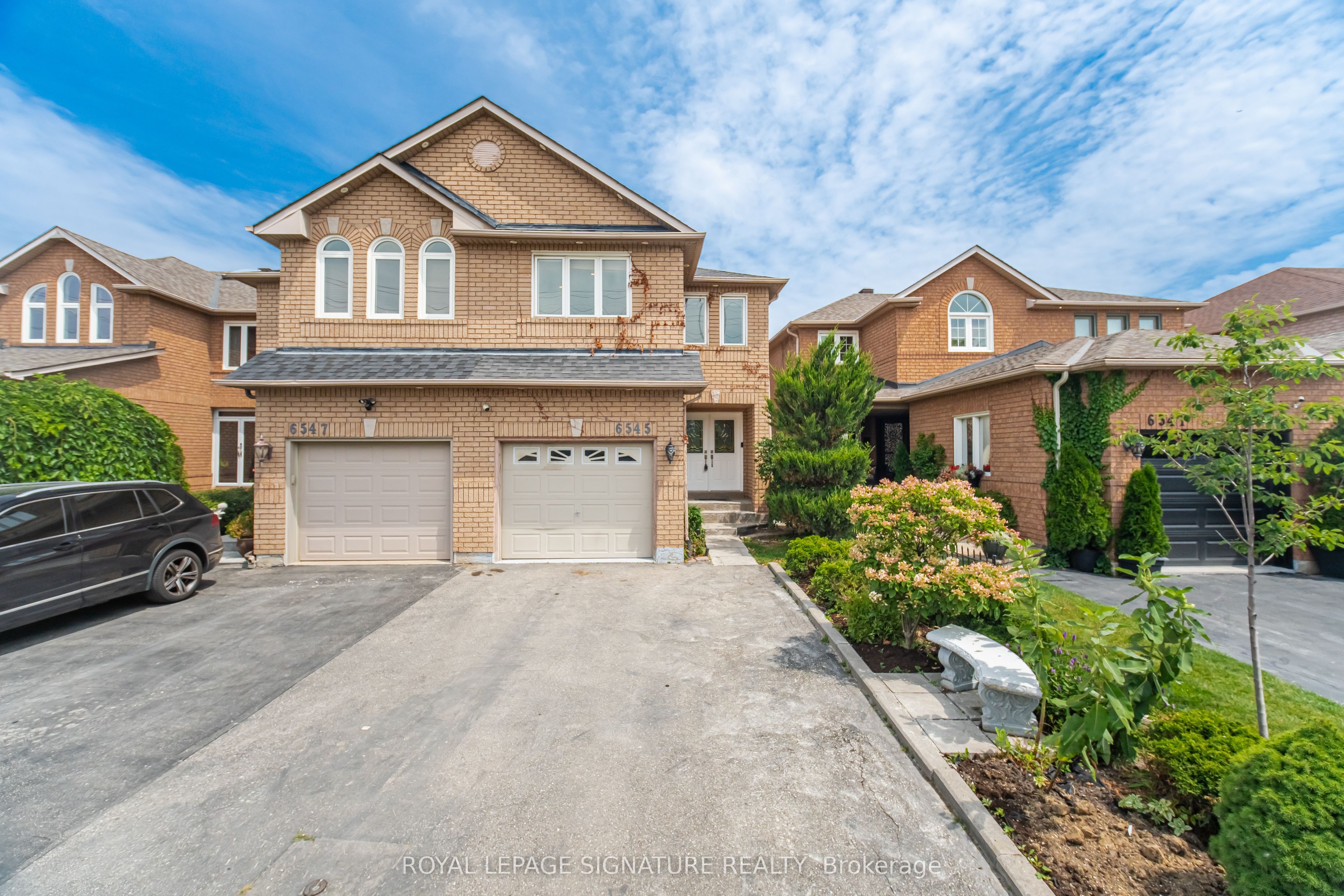 6545 Sapling Trail, Mississauga, ON L5N 7J3 photo 2