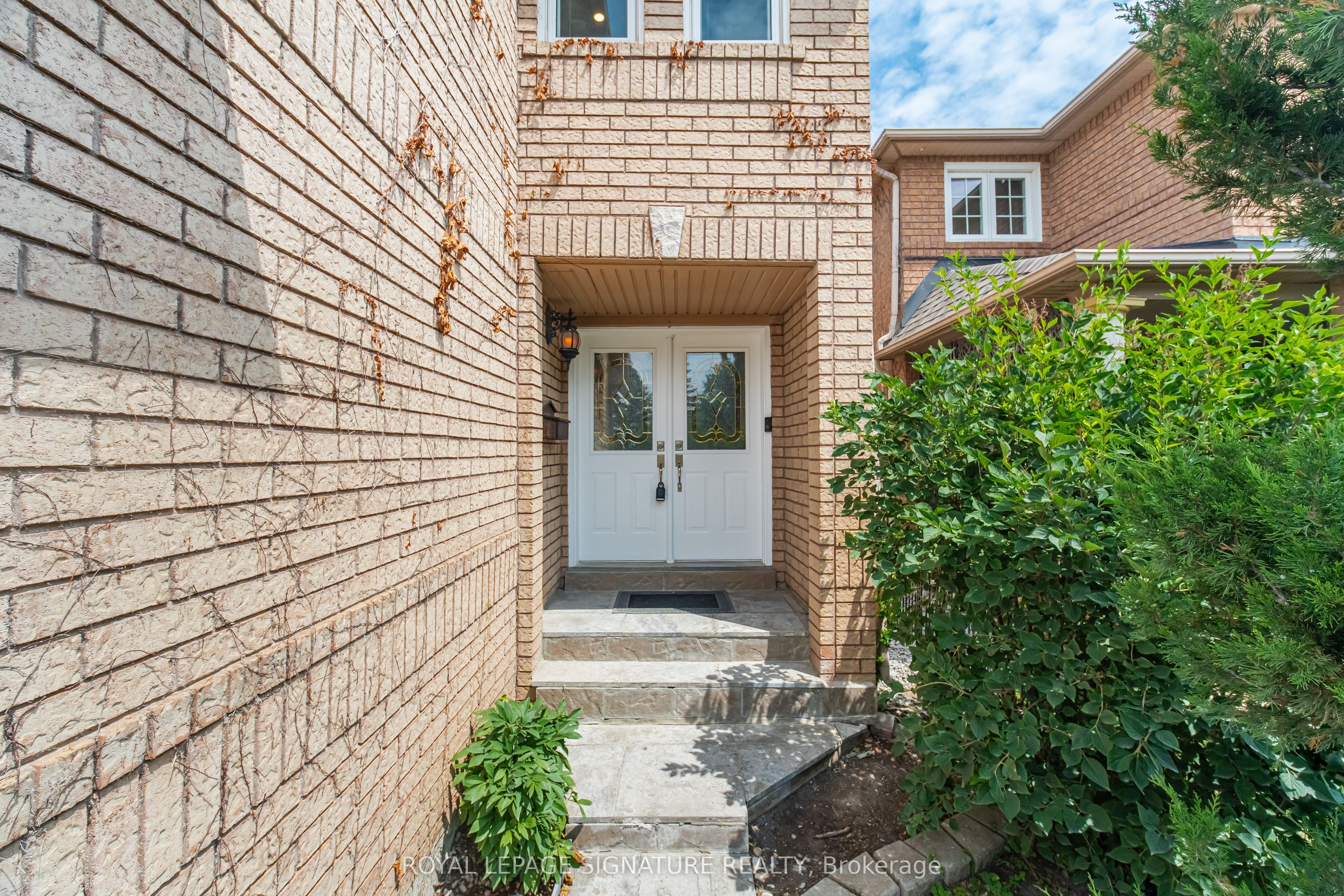 6545 Sapling Trail, Mississauga, ON L5N 7J3 photo 5