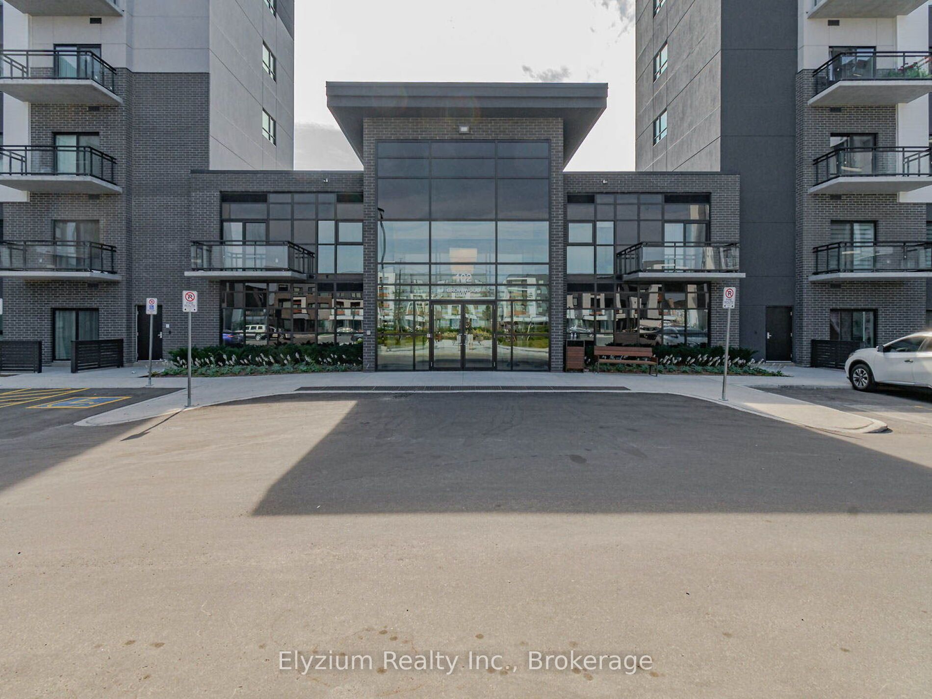 102 Grovewood Common 620, Oakville, ON L6H 0X2 photo 5